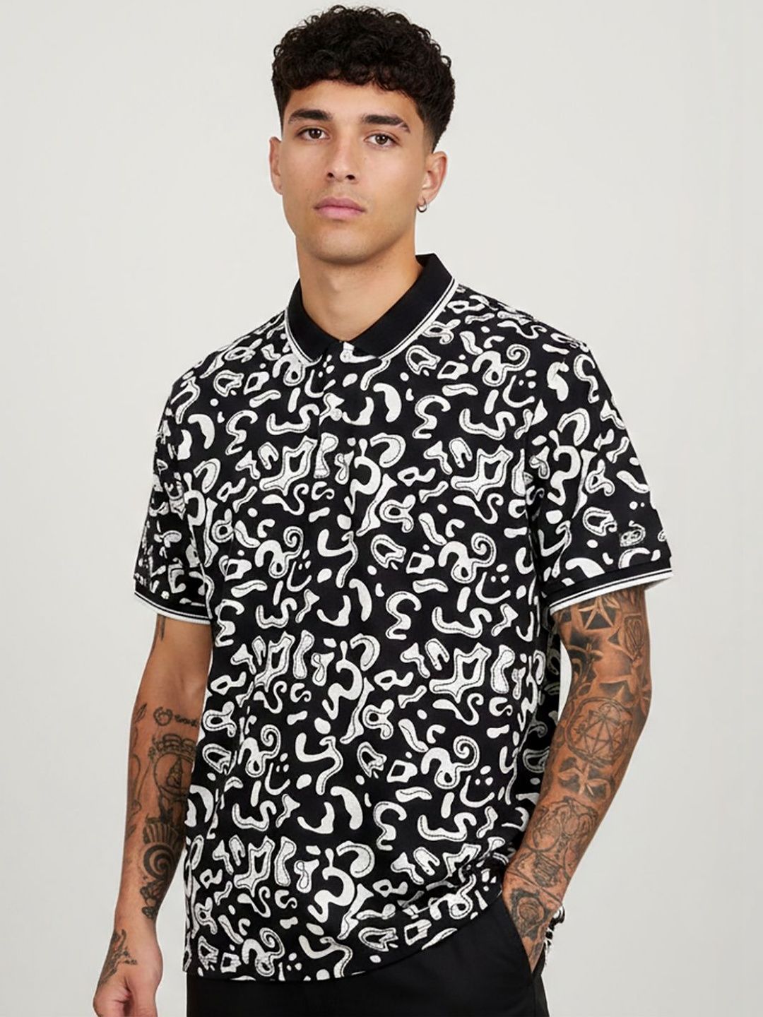 glitchez Men Printed Polo Collar T-shirt
