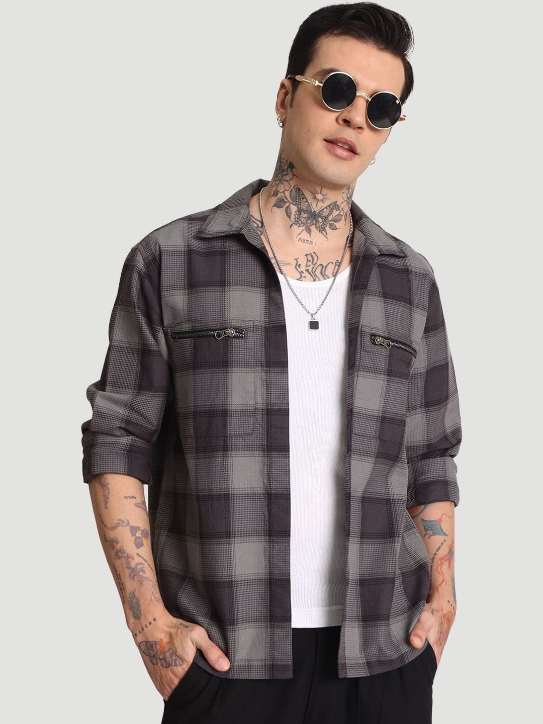 Bene Kleed Men Relaxed Fit Checked Textured Spread Collar No Button Shackets