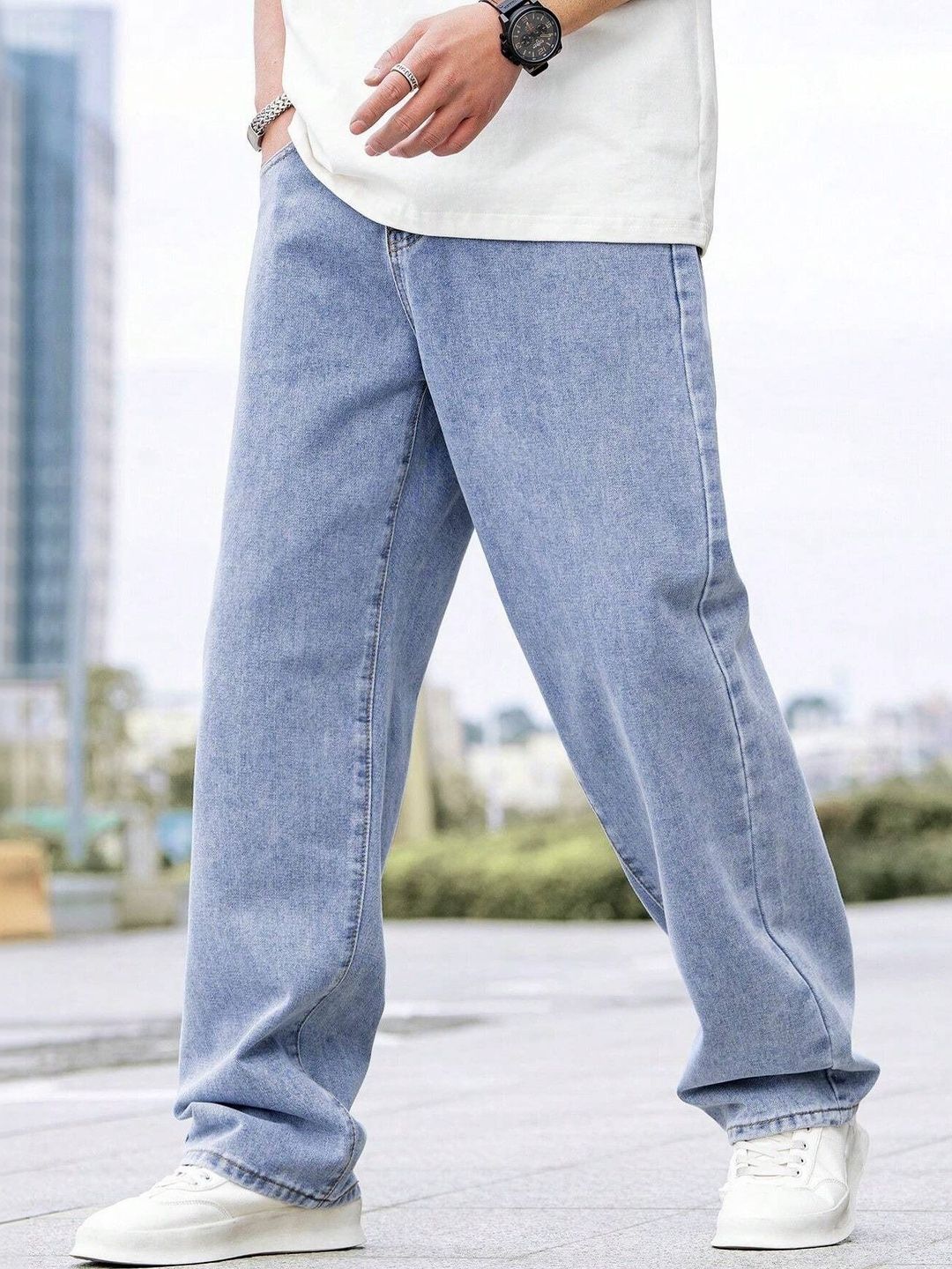 Mast & Harbour Men Relaxed Fit Mid-Rise Light Fade Jeans