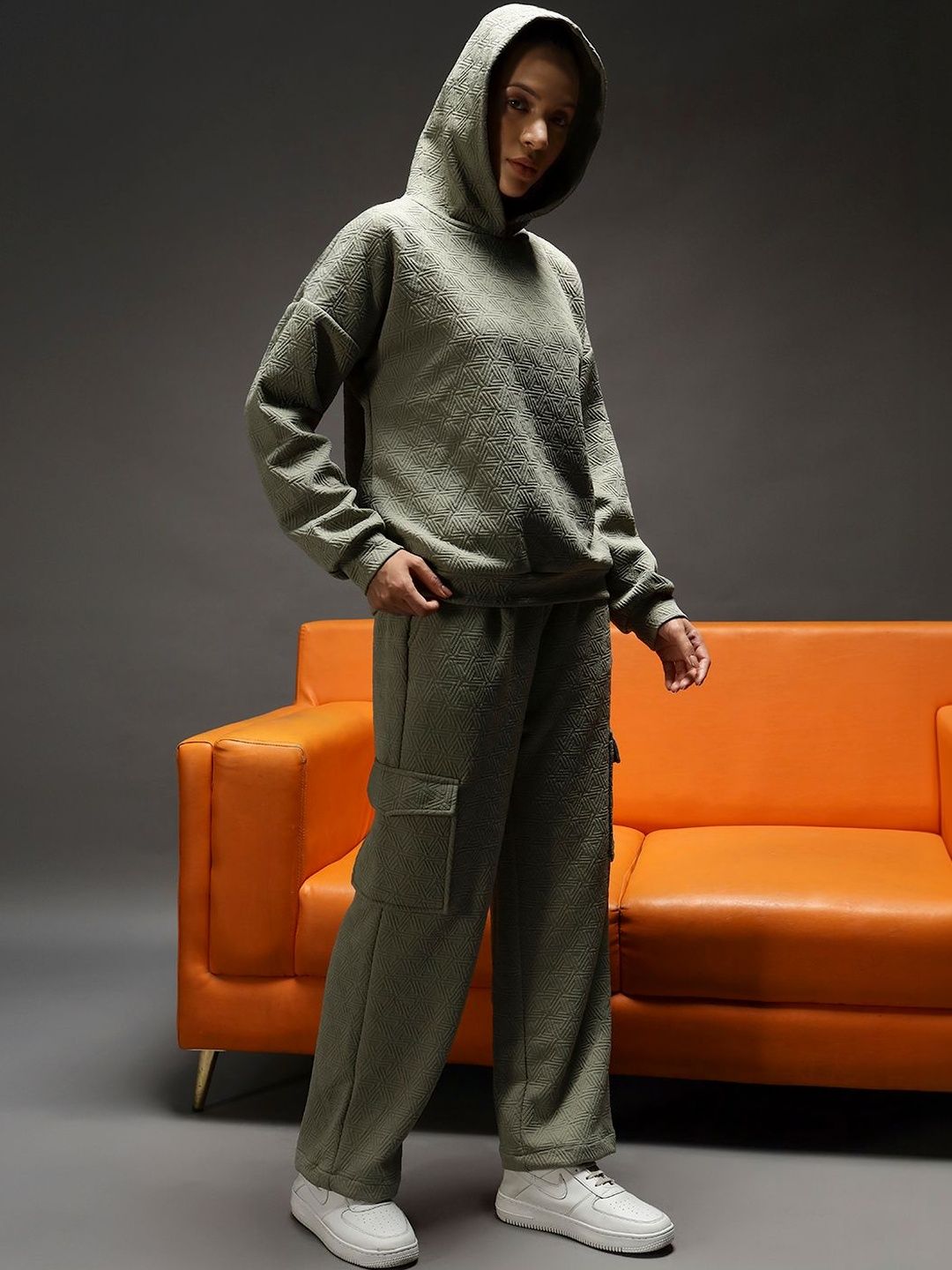 GENZILOOKS Lime Green Sweatshirt with Trousers