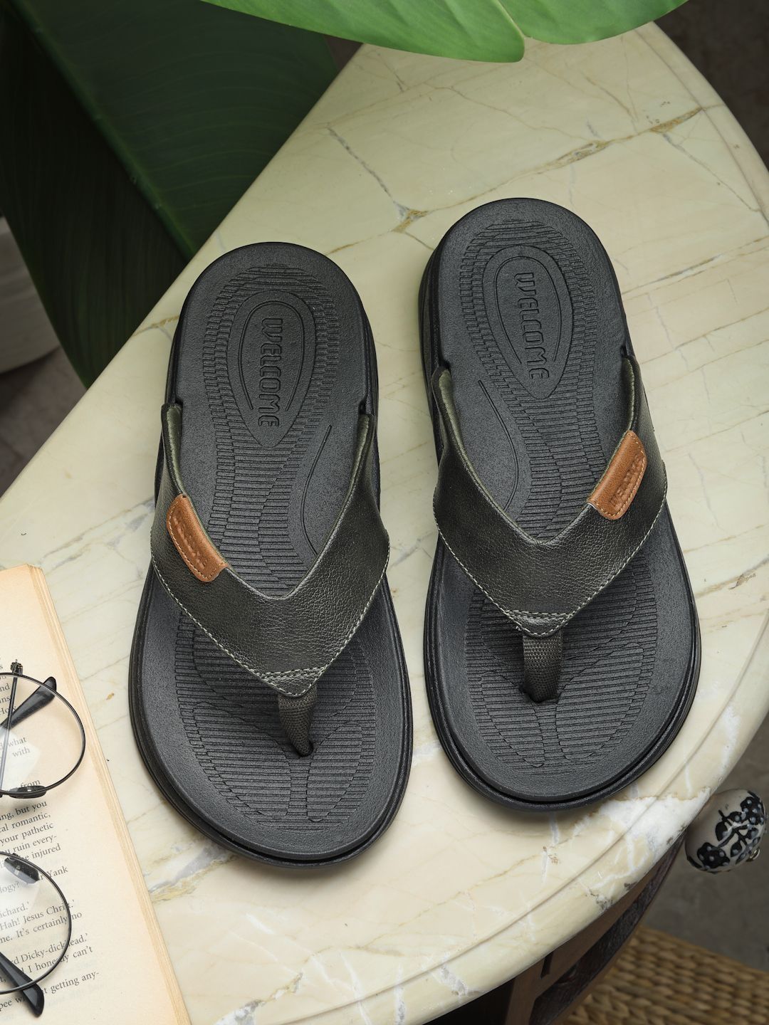 WELCOME Men Thong Flip-Flops