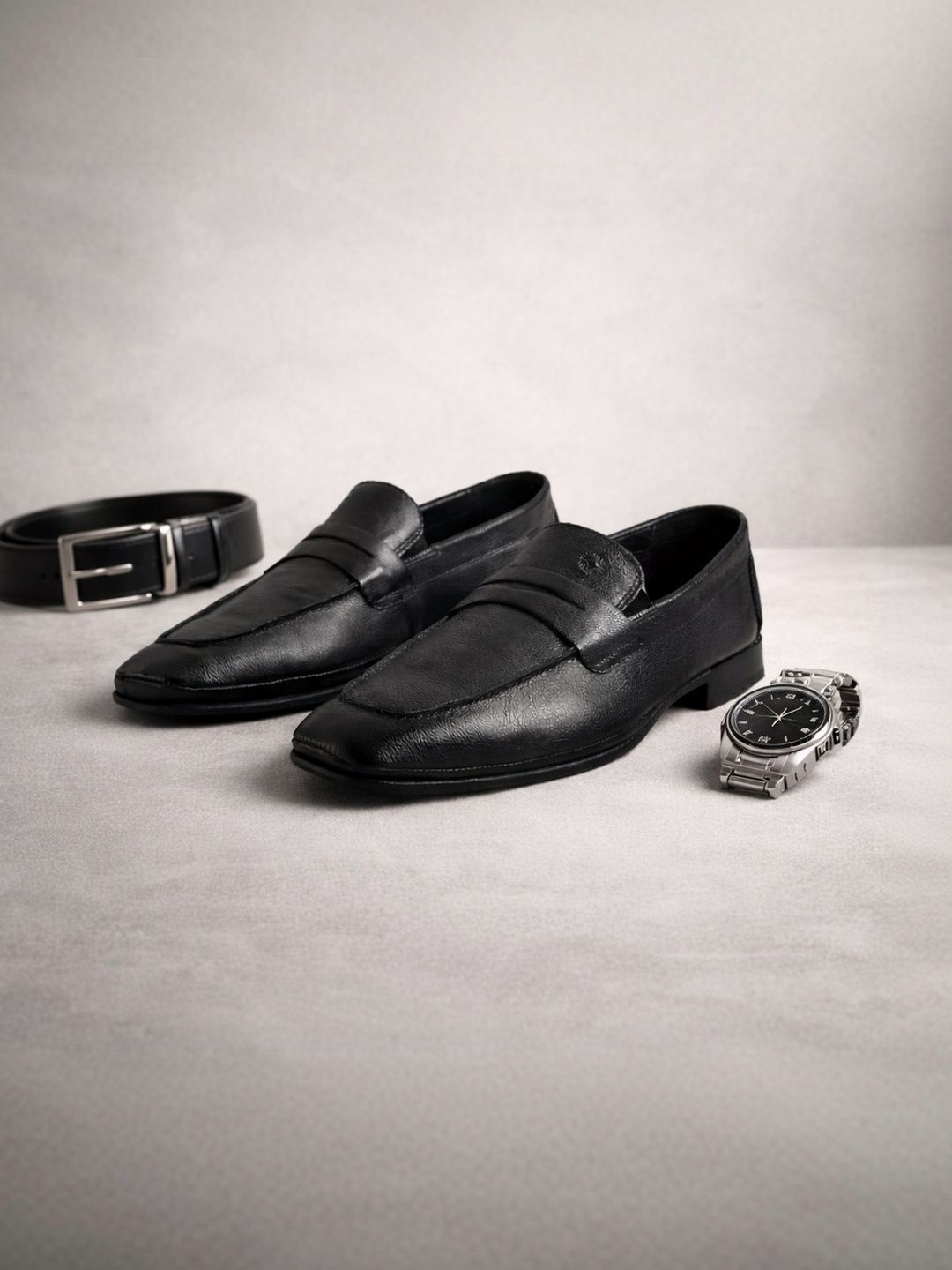 Ruosh Fulep Ruosh Men Black Penny Loafers