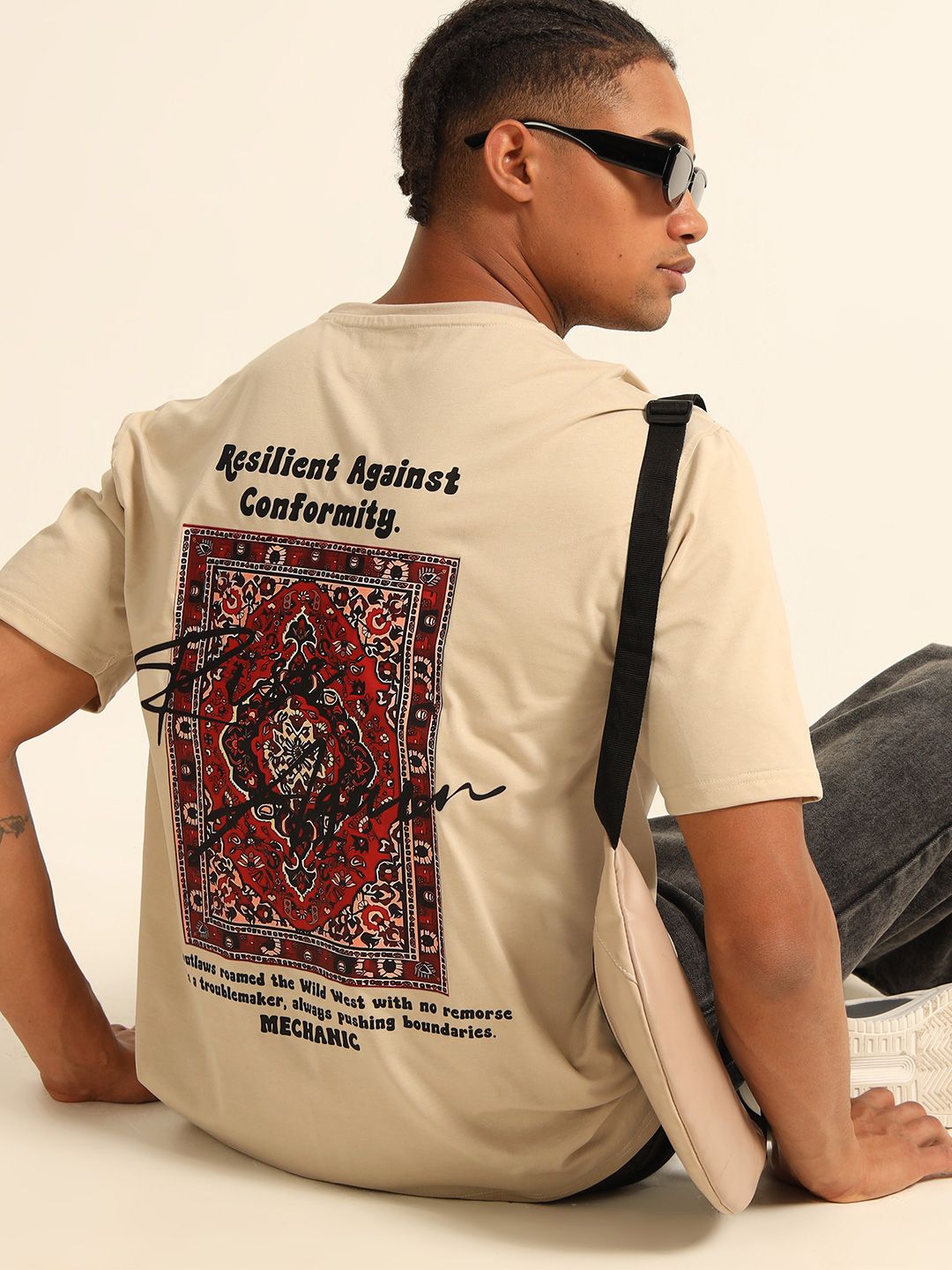 THE BEETEL HOUSE Men Typography Printed Pockets T-shirt