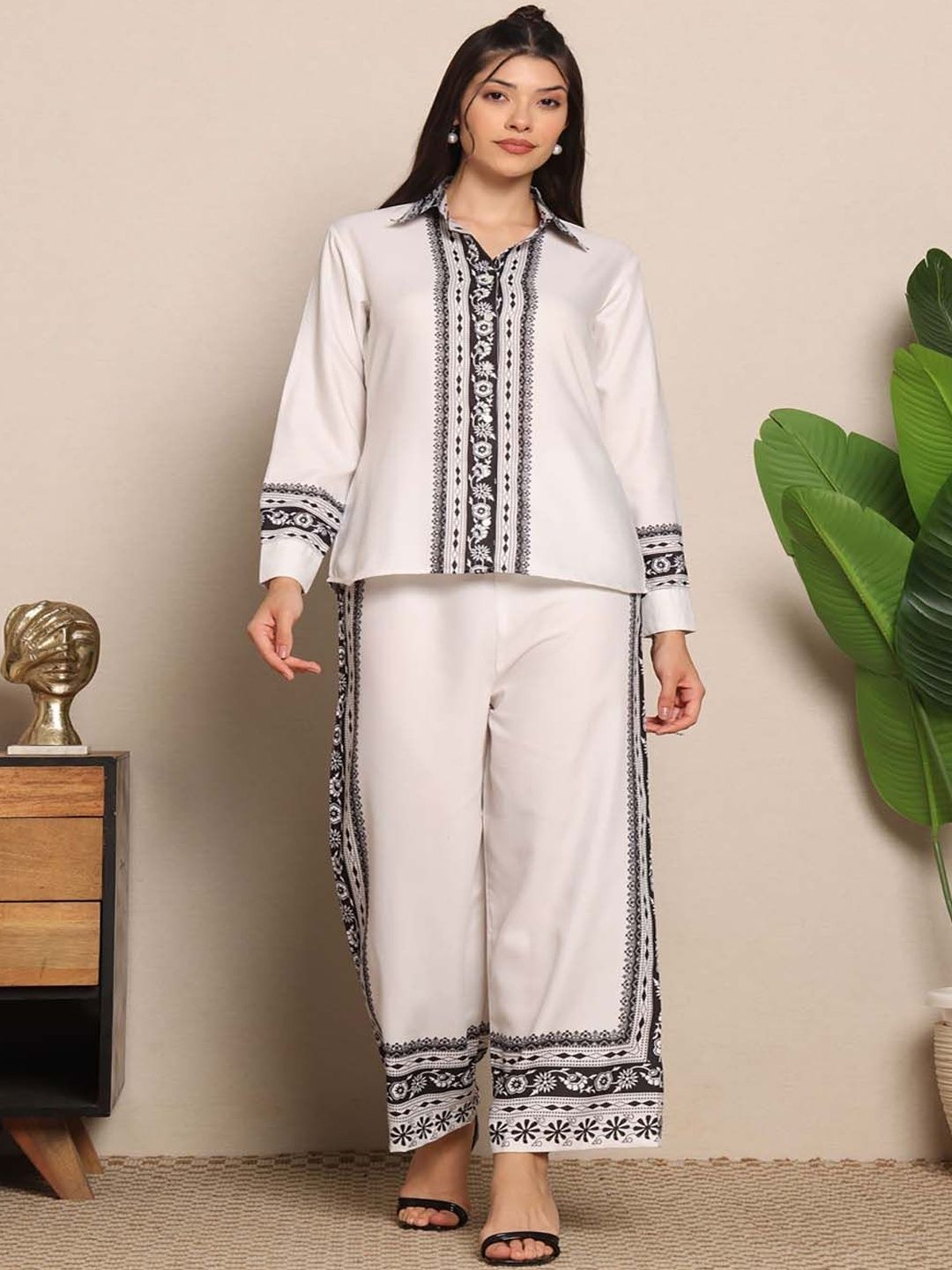 GENZILOOKS Romantic Florals Printed Shirt with Trousers