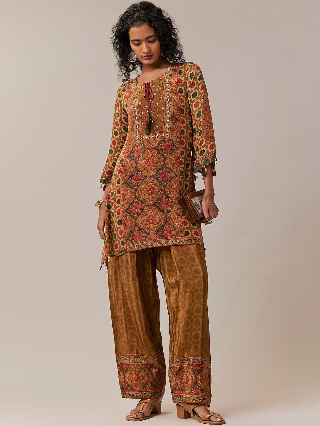 Women Printed Kurta with Palazzos KALKI Fashion Women Ethnic Motifs Printed Regular Mirror Work Kurta with Palazzos