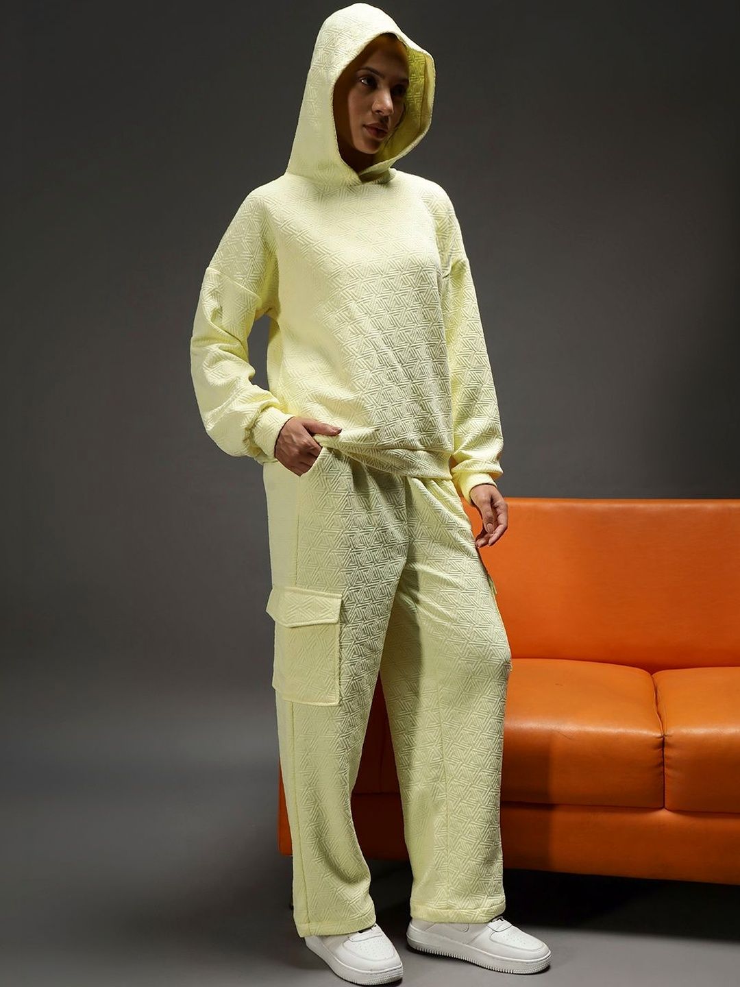 GENZILOOKS Yellow Self Design Sweatshirt with Trousers