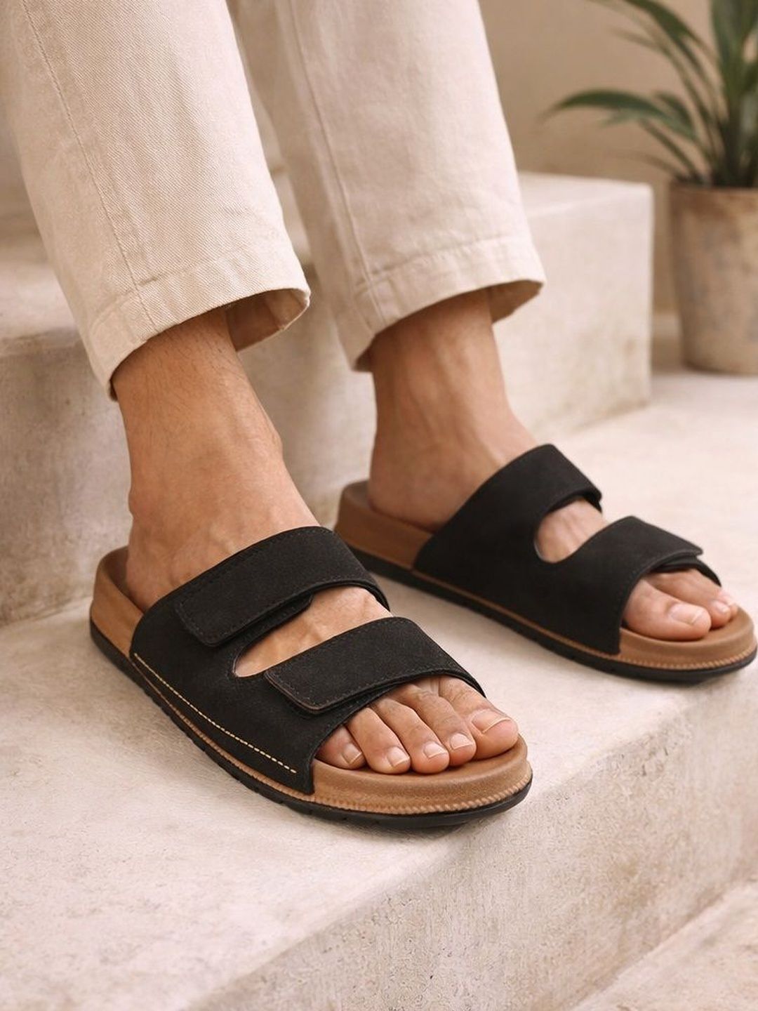 COGS Men Sliders
