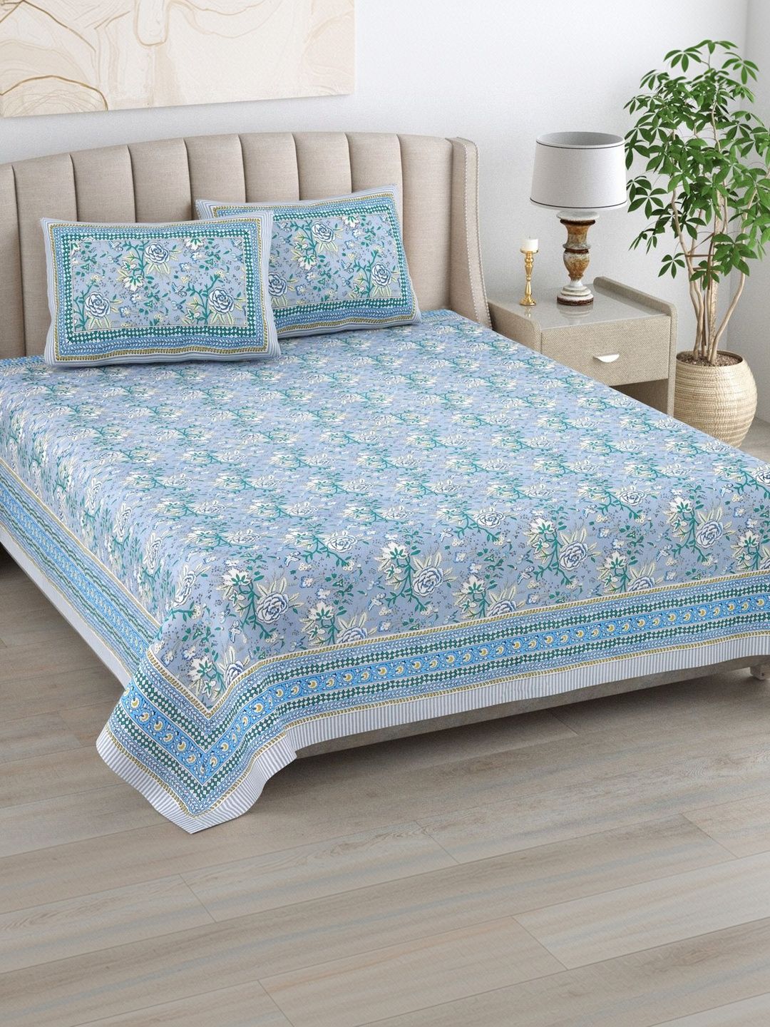 elanorhomes Blue Floral 240 TC King Bedsheet Fine With 2 Pillow Covers