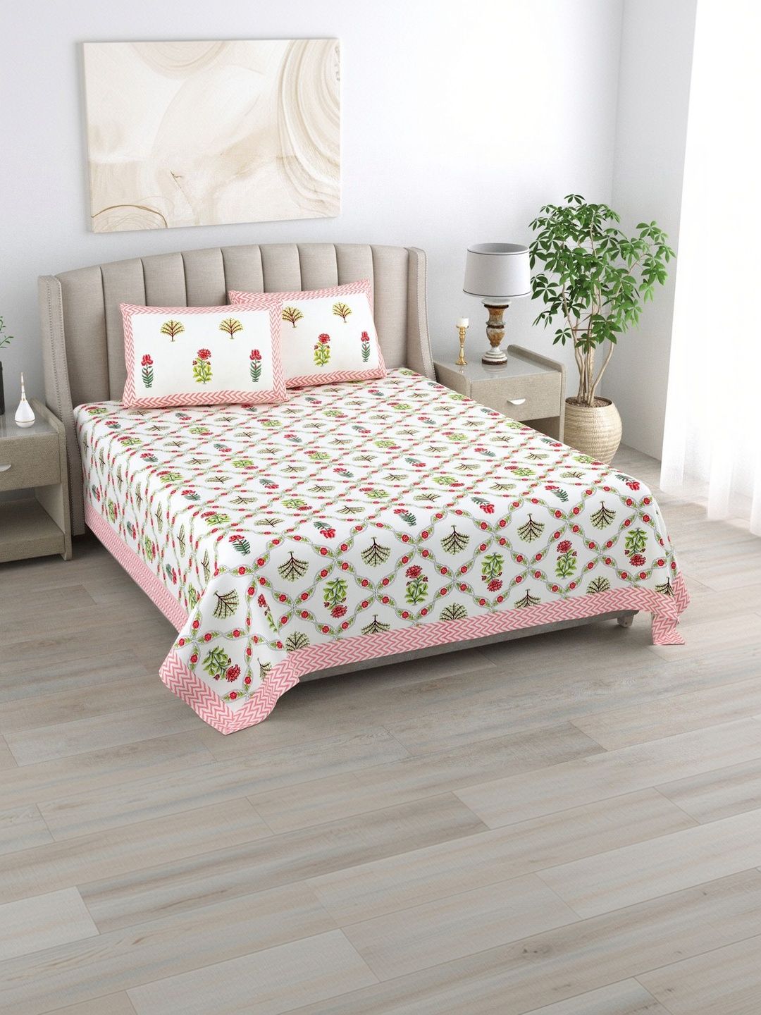 elanorhomes White Floral King Bedsheet with 2 Pillow Covers