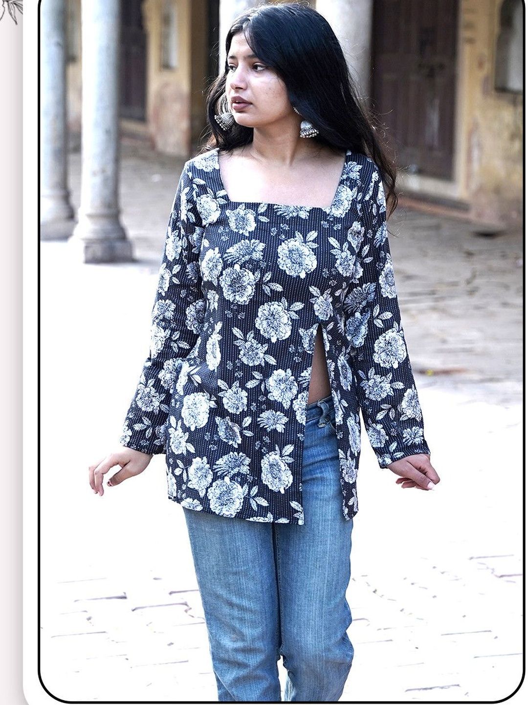 RAJAM Floral Printed Square Neck Pure Cotton Kurti