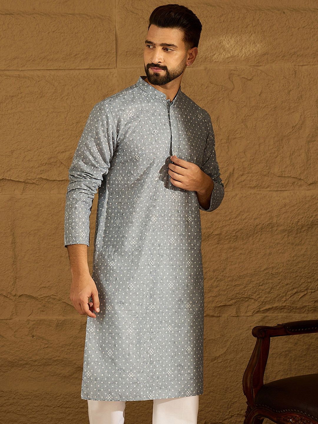 Ethnic Bay Men Bandhani Embroidered Kurta