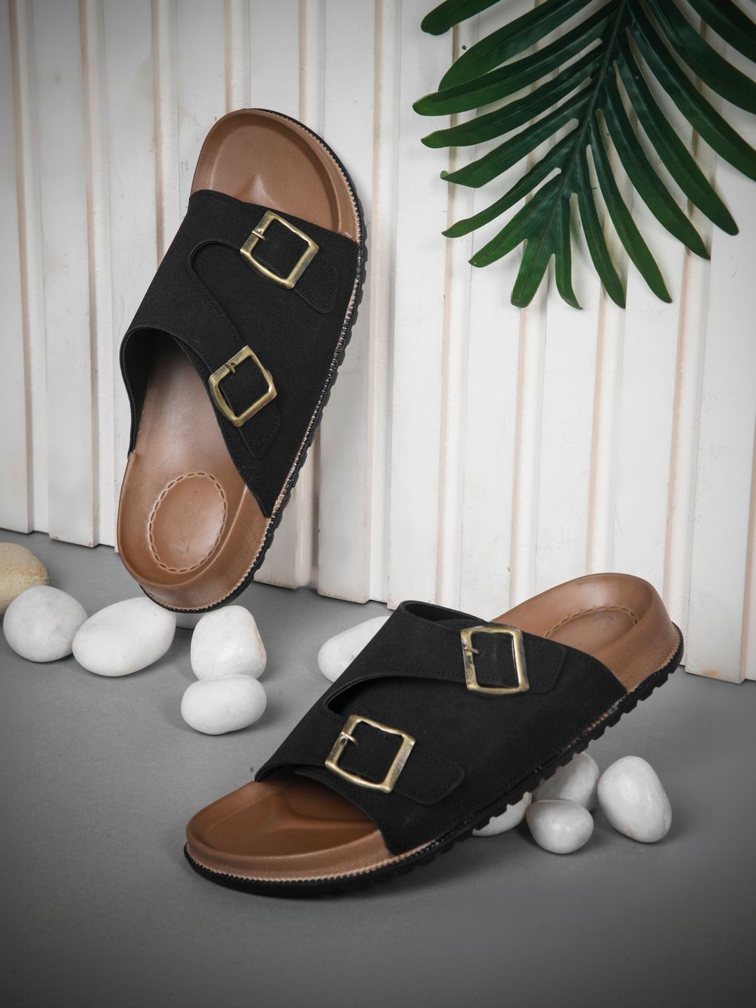 COGS Men Sliders