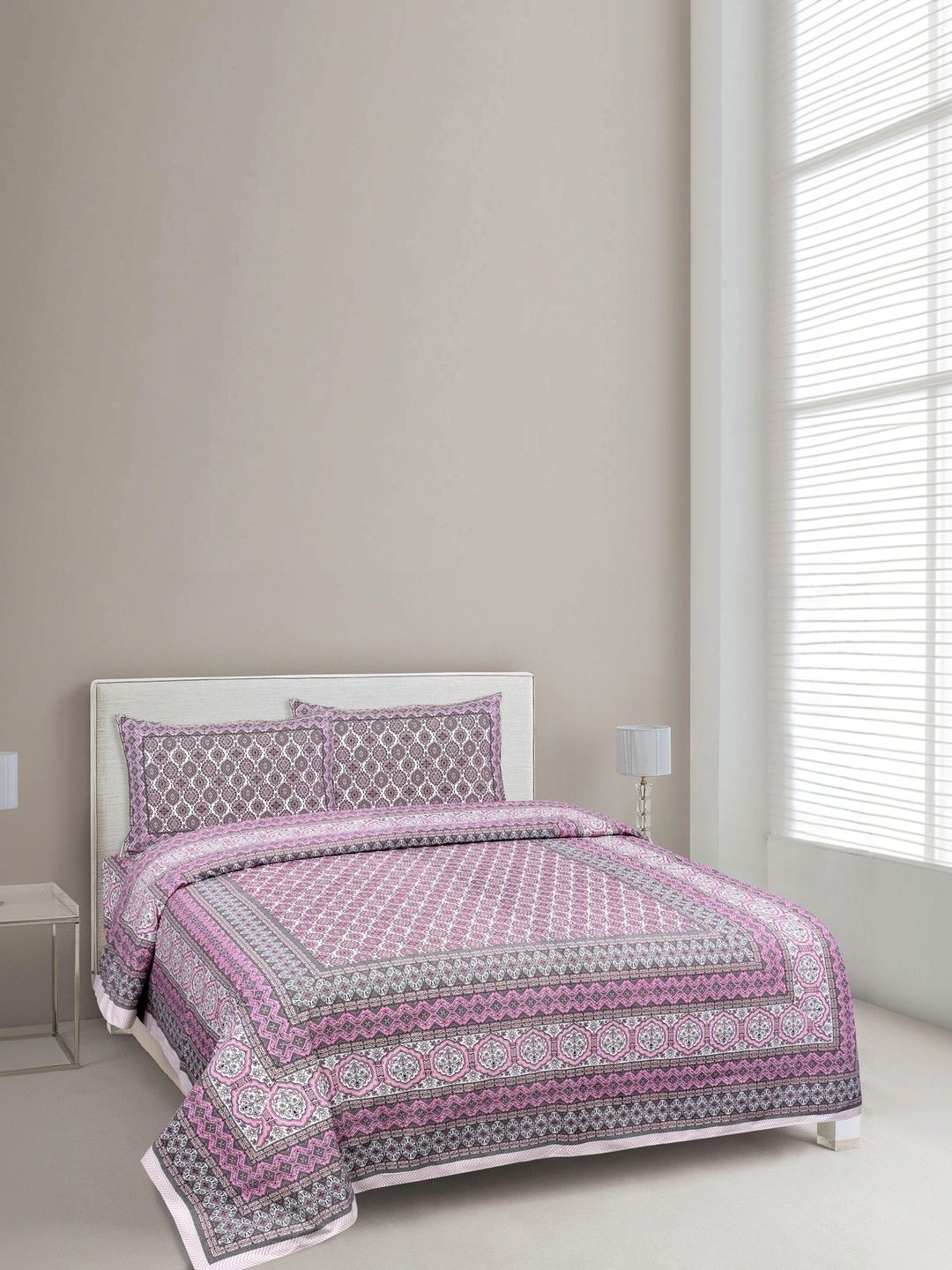elanorhomes White Ethnic Motifs King Bedsheet with 2 Pillow Covers