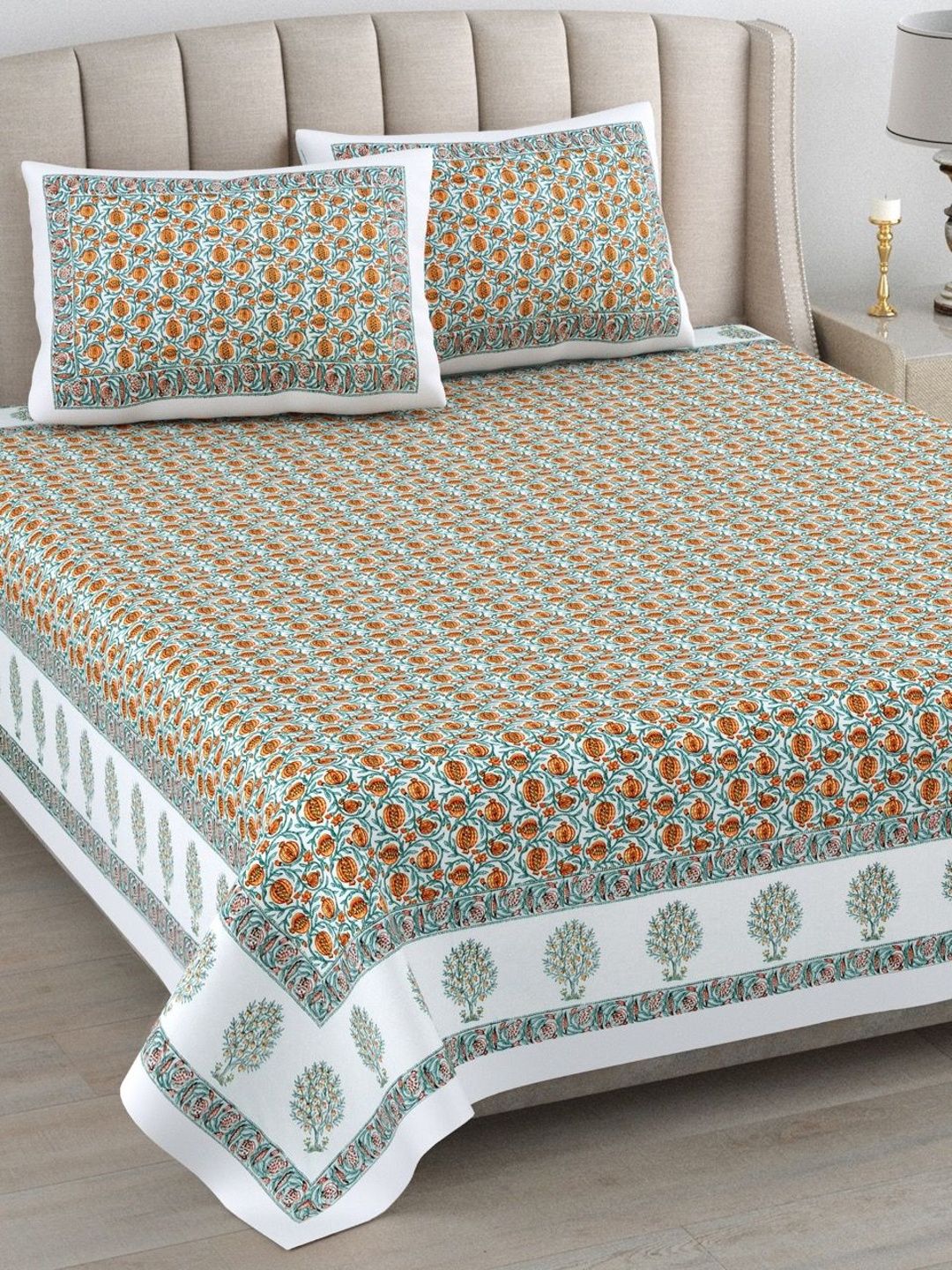 elanorhomes White Floral King Bedsheet with 2 Pillow Covers