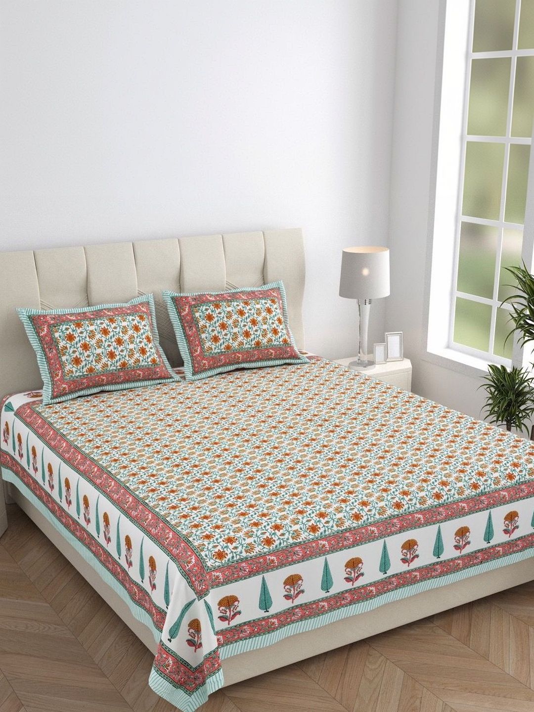 elanorhomes White Floral King Bedsheet with 2 Pillow Covers