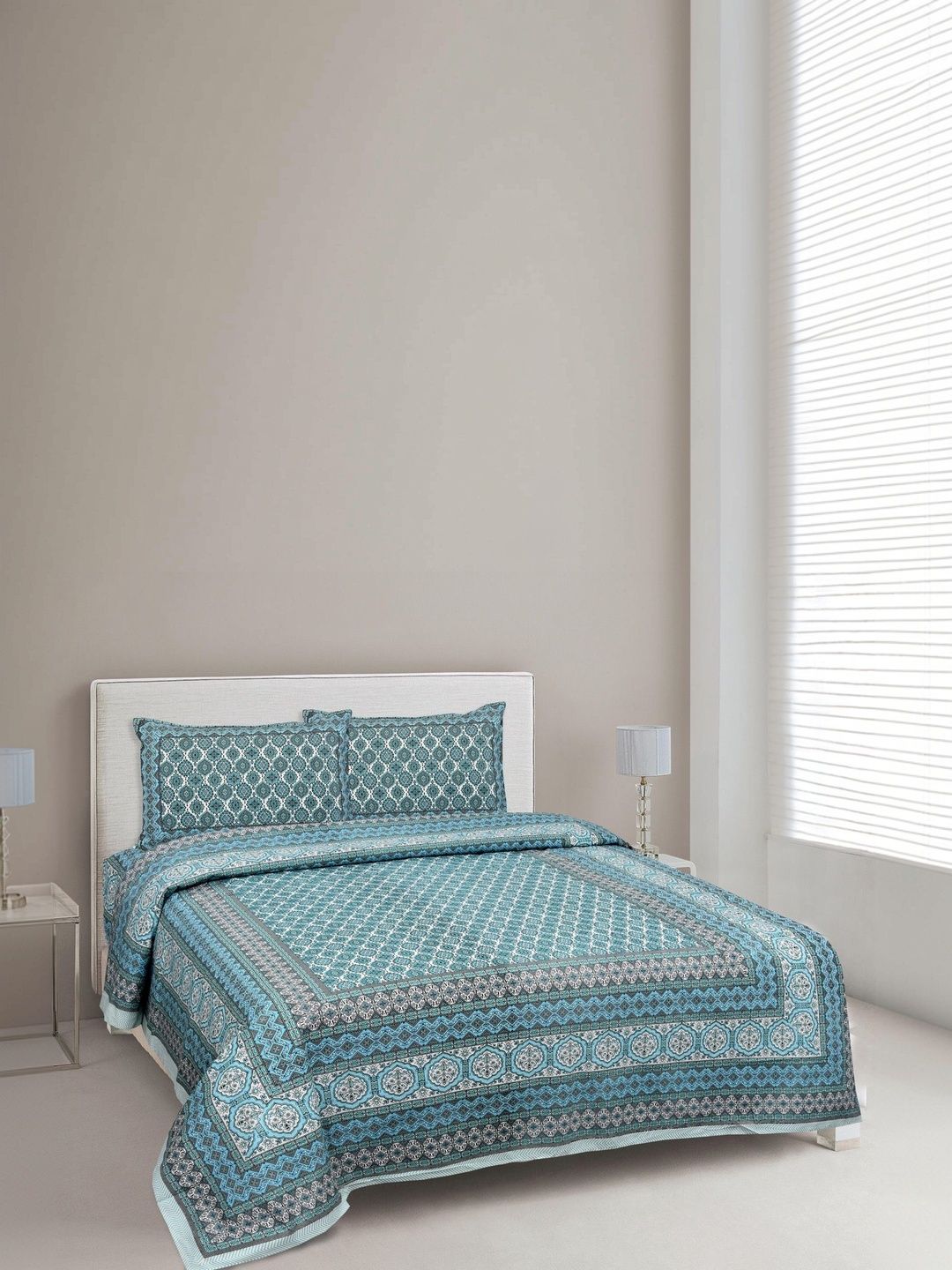 elanorhomes White Geometric King Bedsheet with 2 Pillow Covers