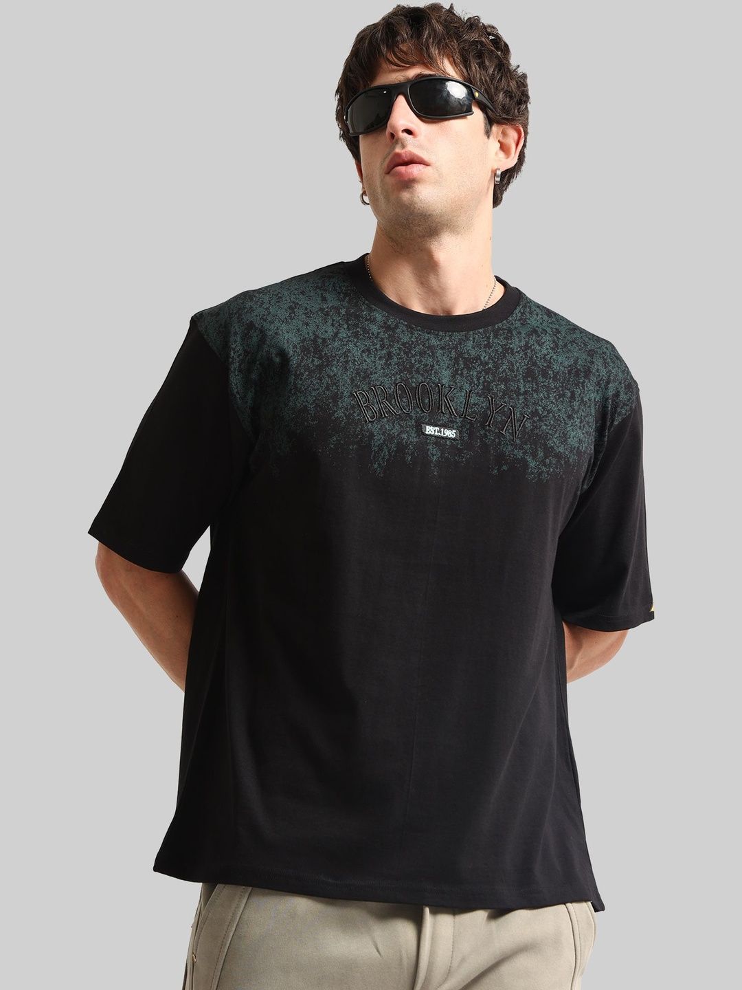 Maniac Maniac Men Embroidery Printed T-shirt