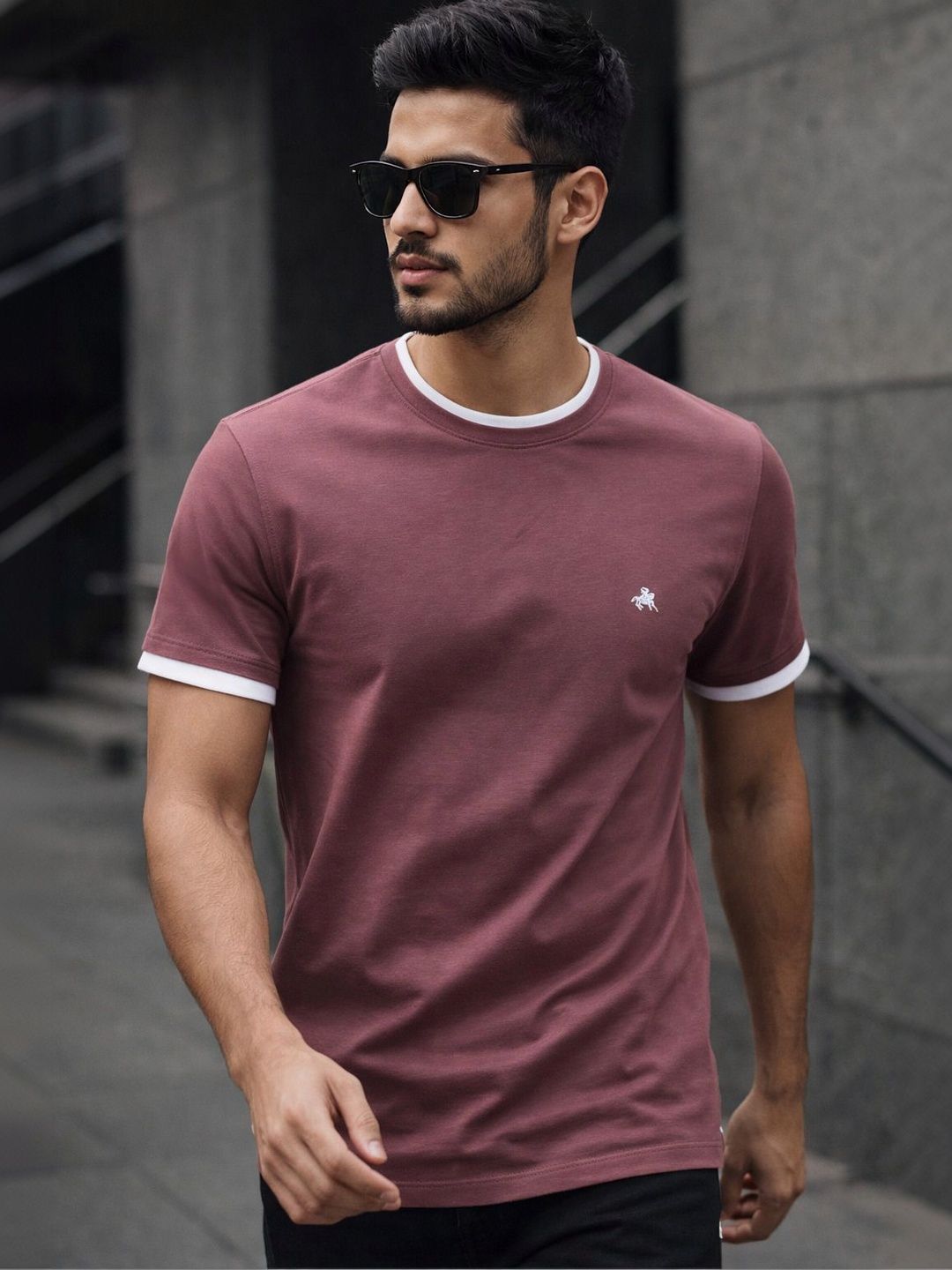 Parcel Yard Men T-shirt
