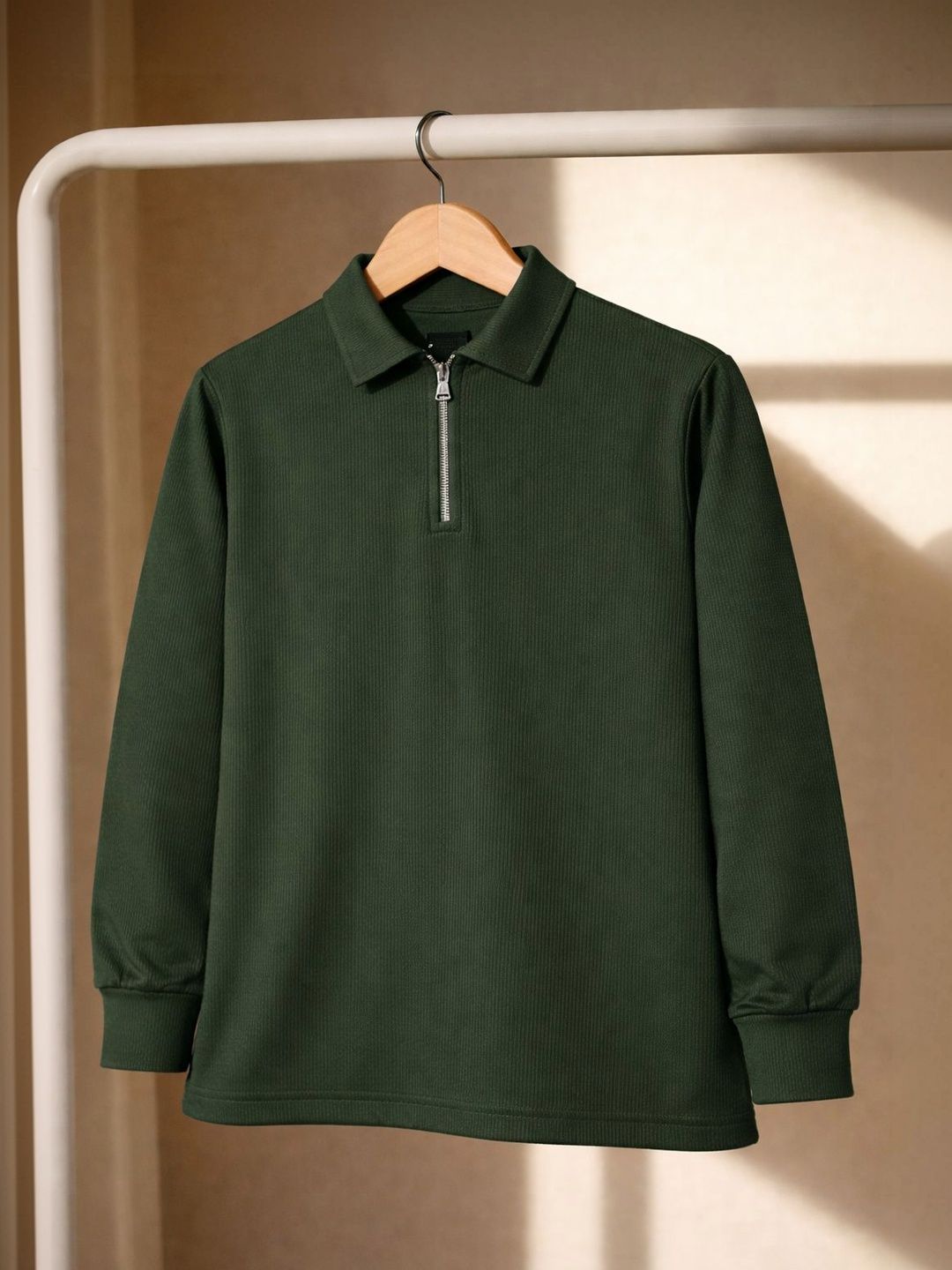 MACK JONNEY Men Polo Collar T-shirt