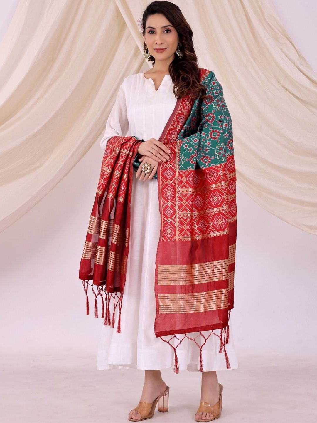 HERE&NOW Ethnic Motifs Woven Design Dupatta with Zari