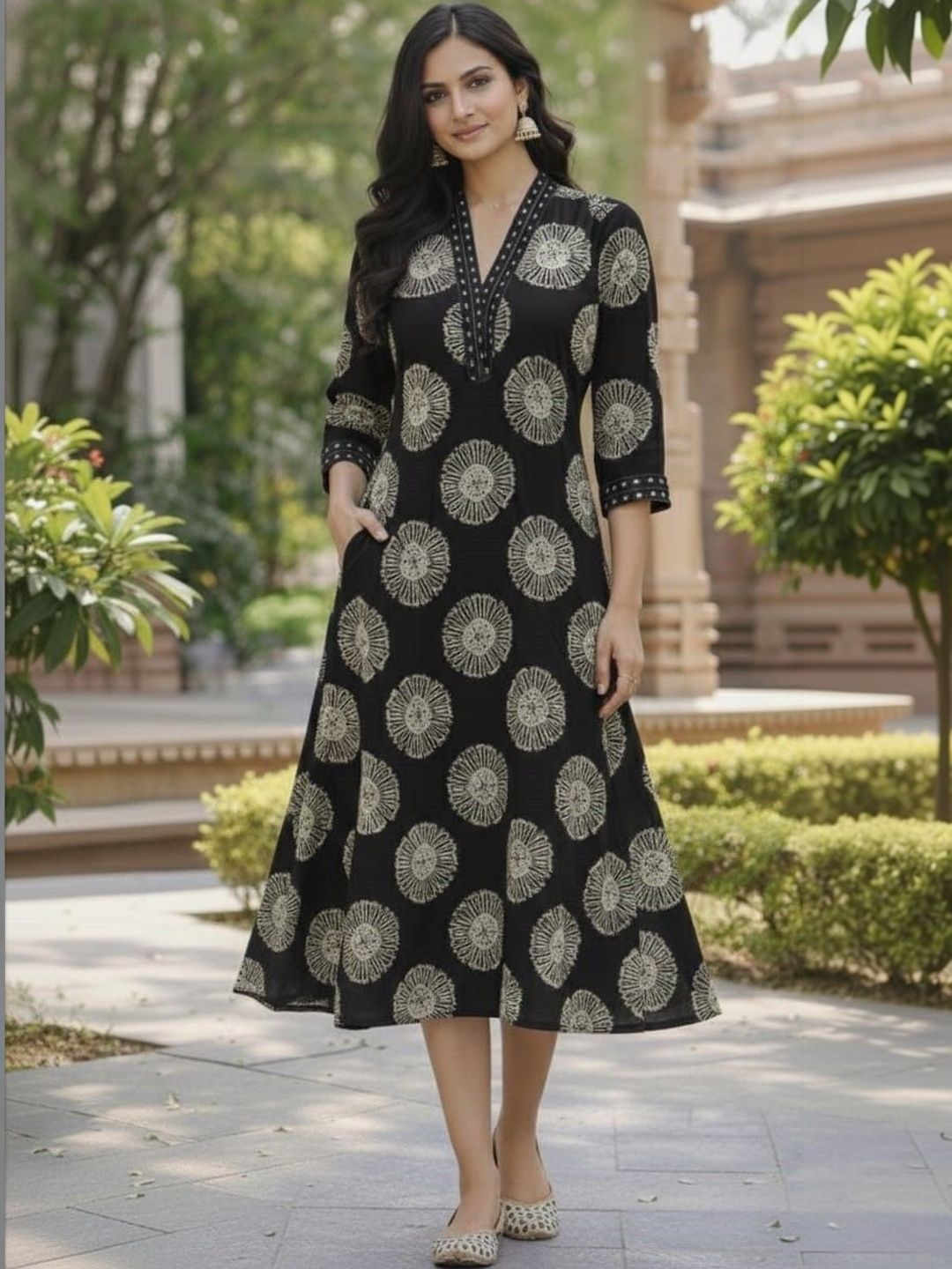Chaukas Floral Printed Kurta