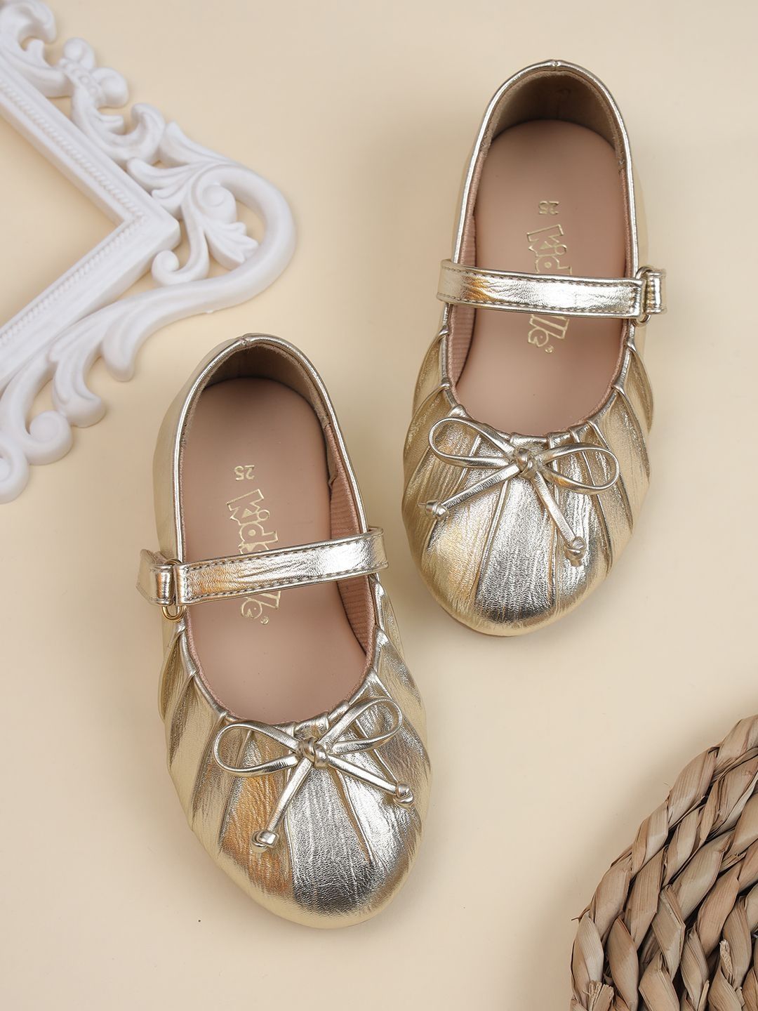 Kids Ville Girls Printed Round Toe Buckle Ballerinas