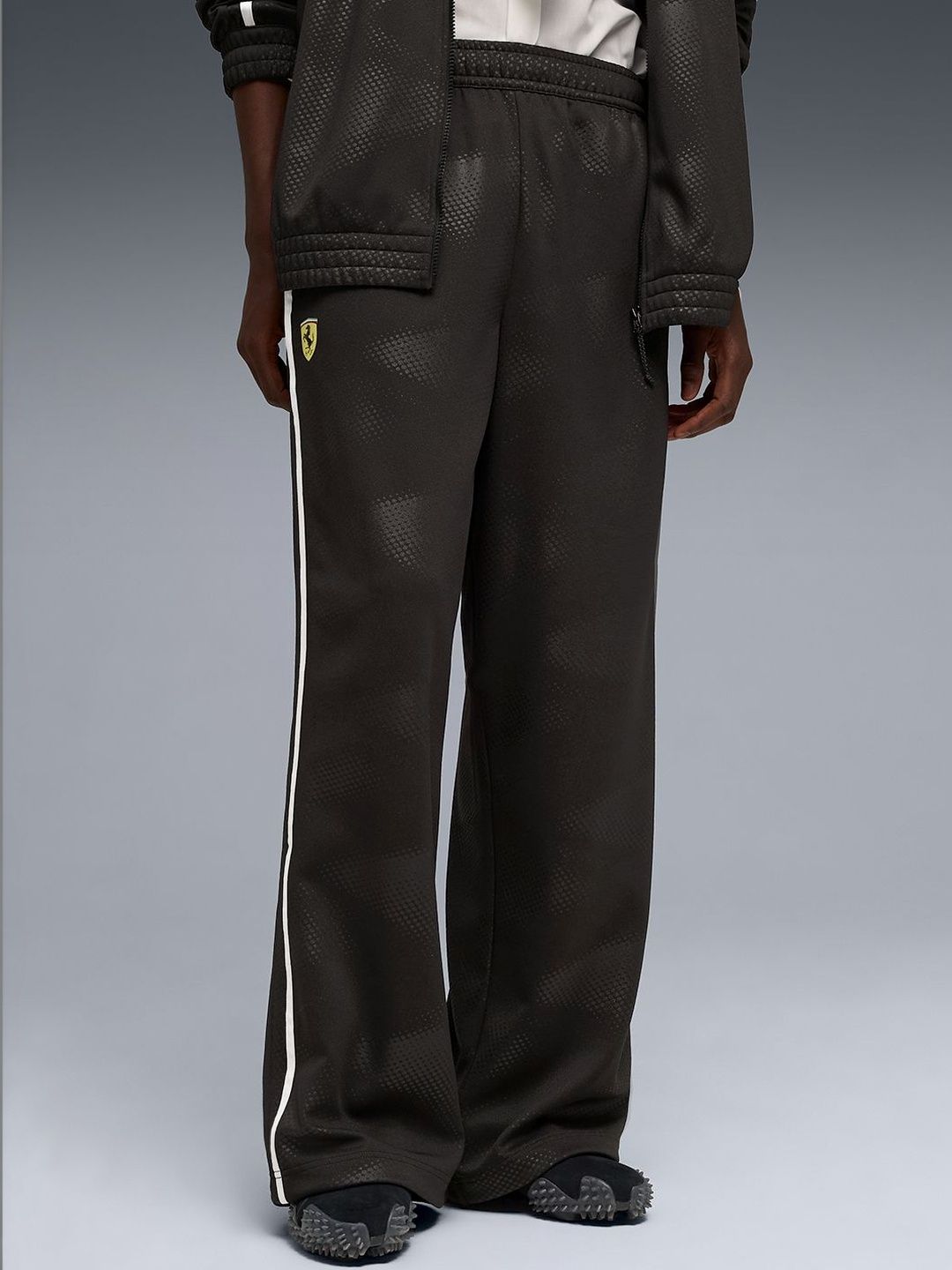 PUMA Motorsport Scuderia Ferrari Men's T7 Oversized Straight Pants