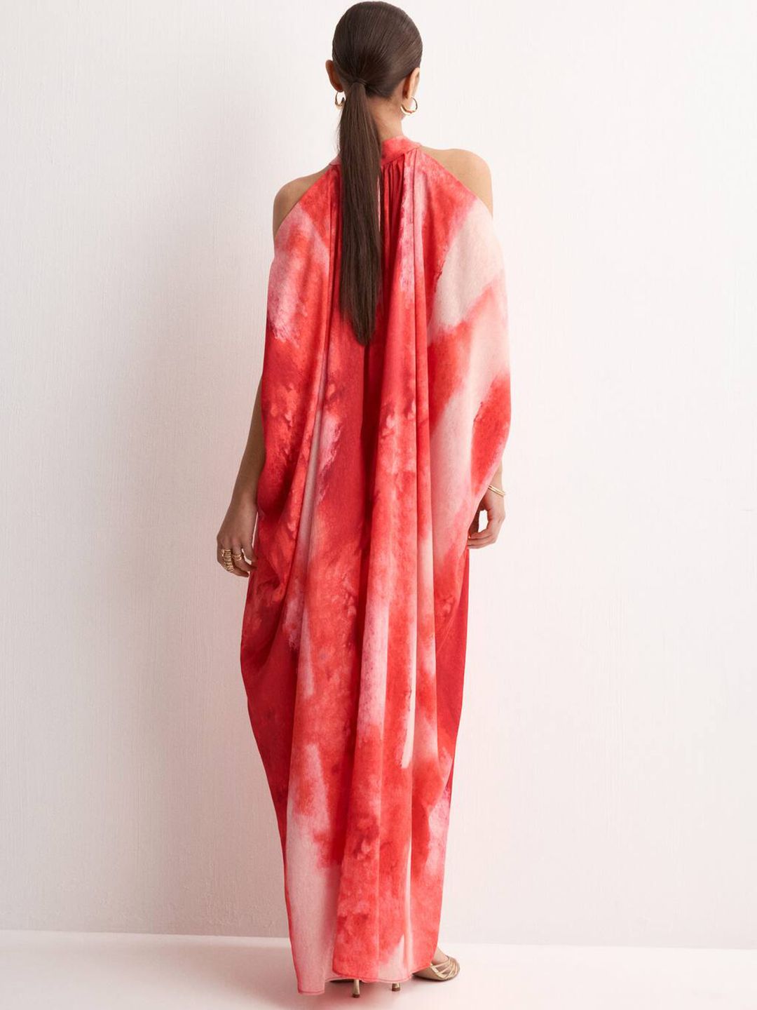 Halter Neck Cold-Shoulder Sleeves Dyed Maxi Dress