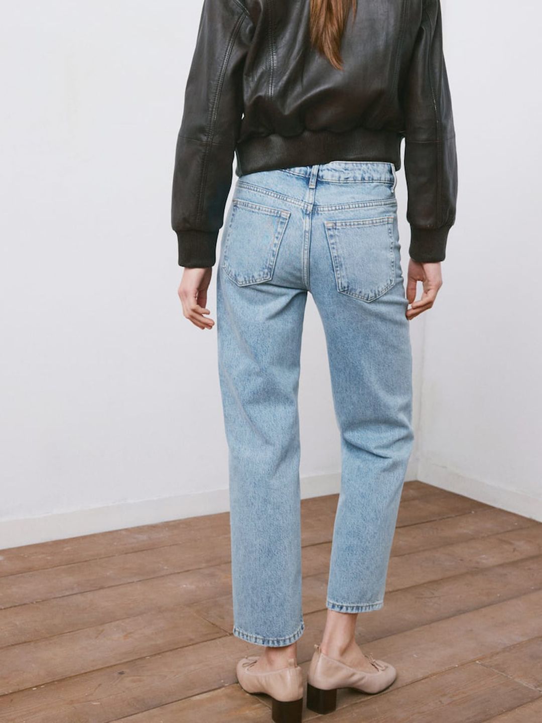 Blanca Straight Fit Mid-Rise Light Fade Pure Cotton Jeans