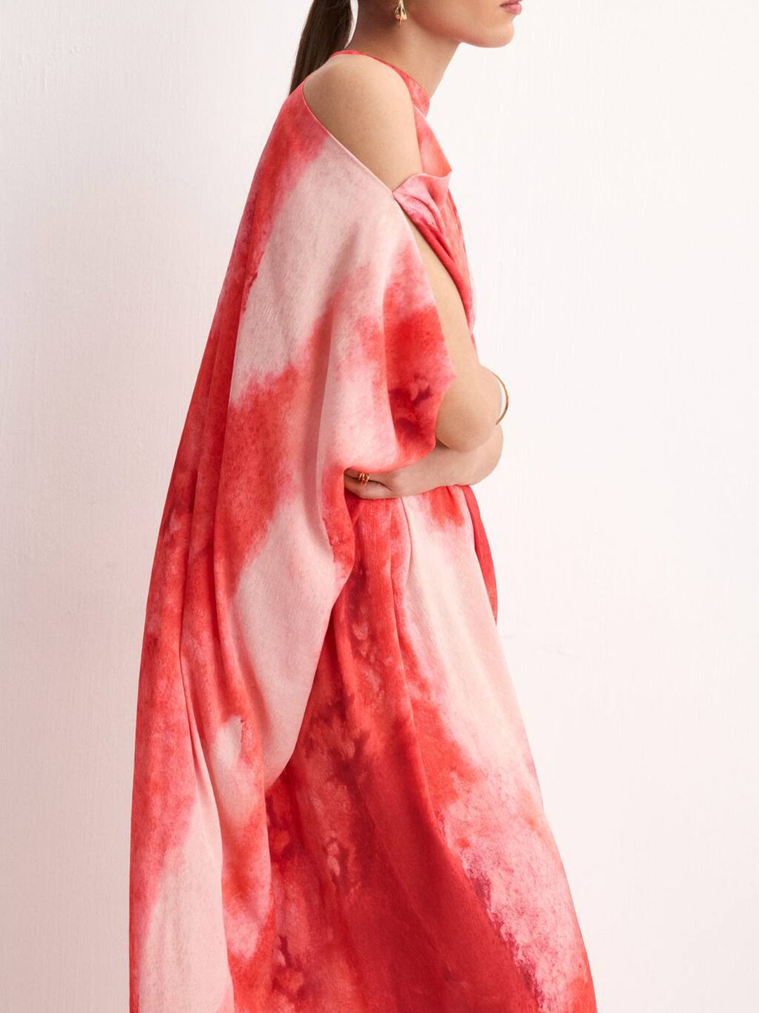 Halter Neck Cold-Shoulder Sleeves Dyed Maxi Dress