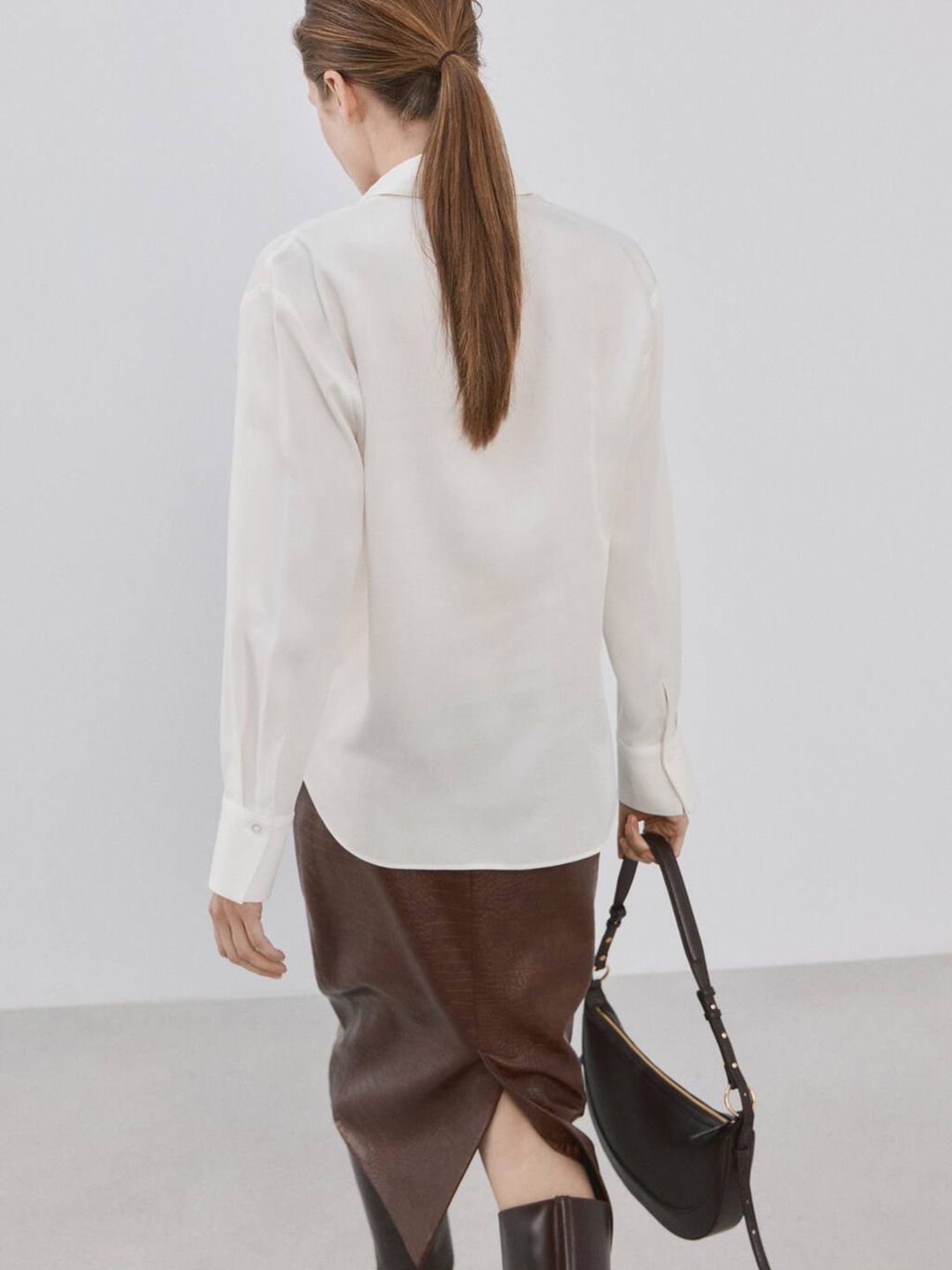 Spread Collar Casual Shirt