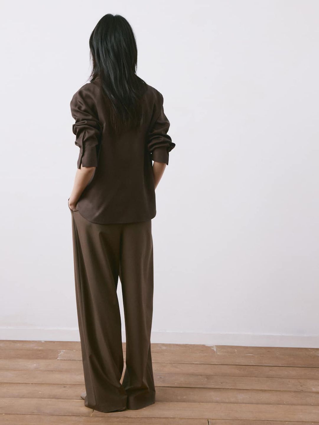 Spread Collar Casual Shirt