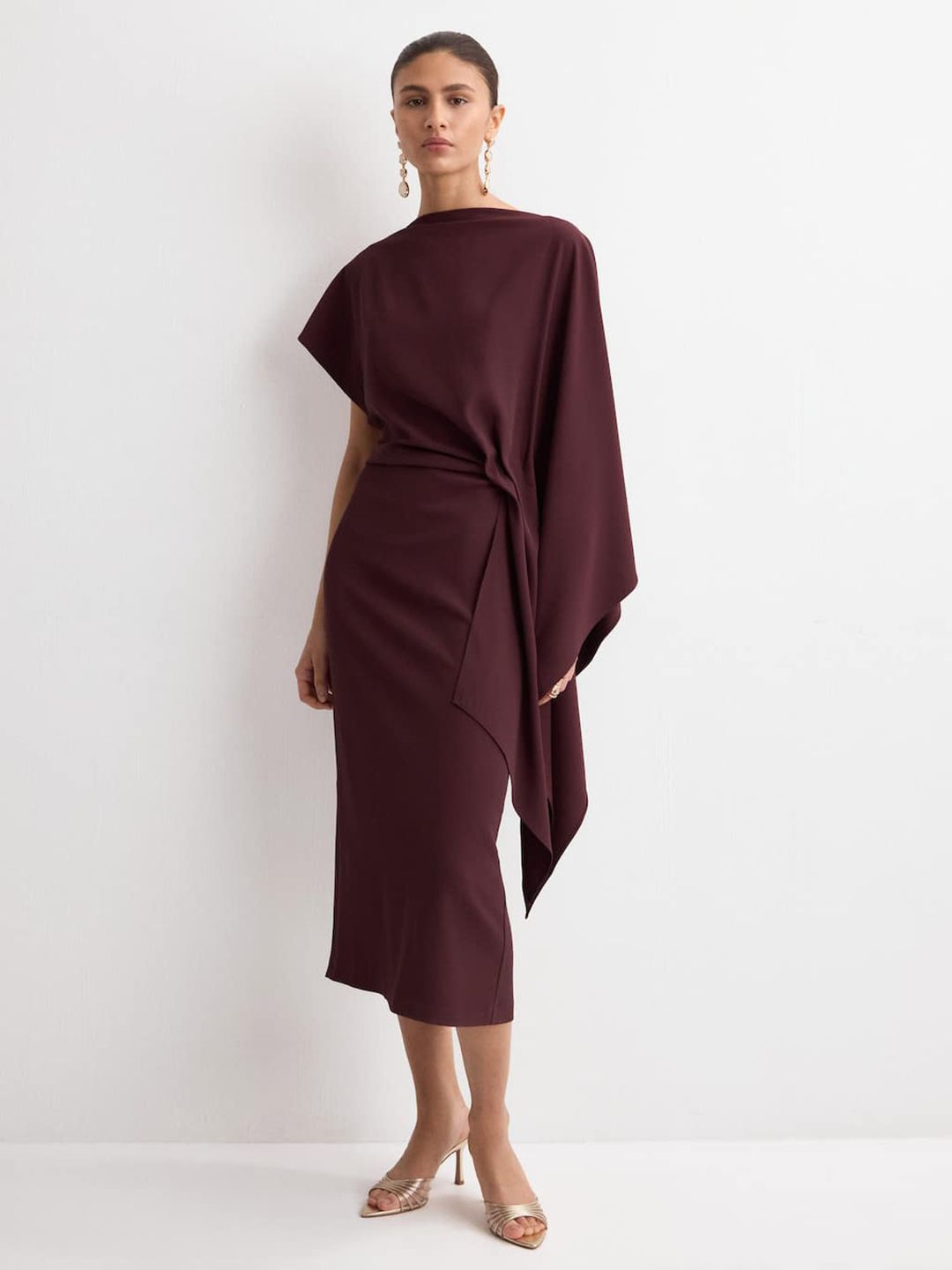 Extended Sleeves Asymmetric Neck Gathers Sheath Dress