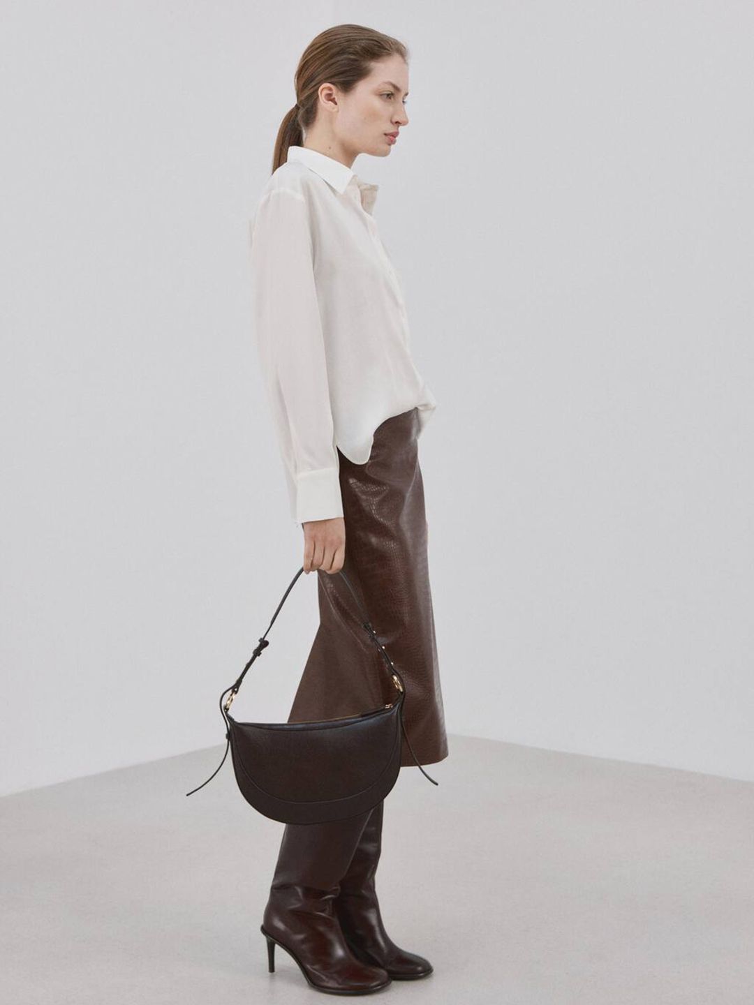 Spread Collar Casual Shirt