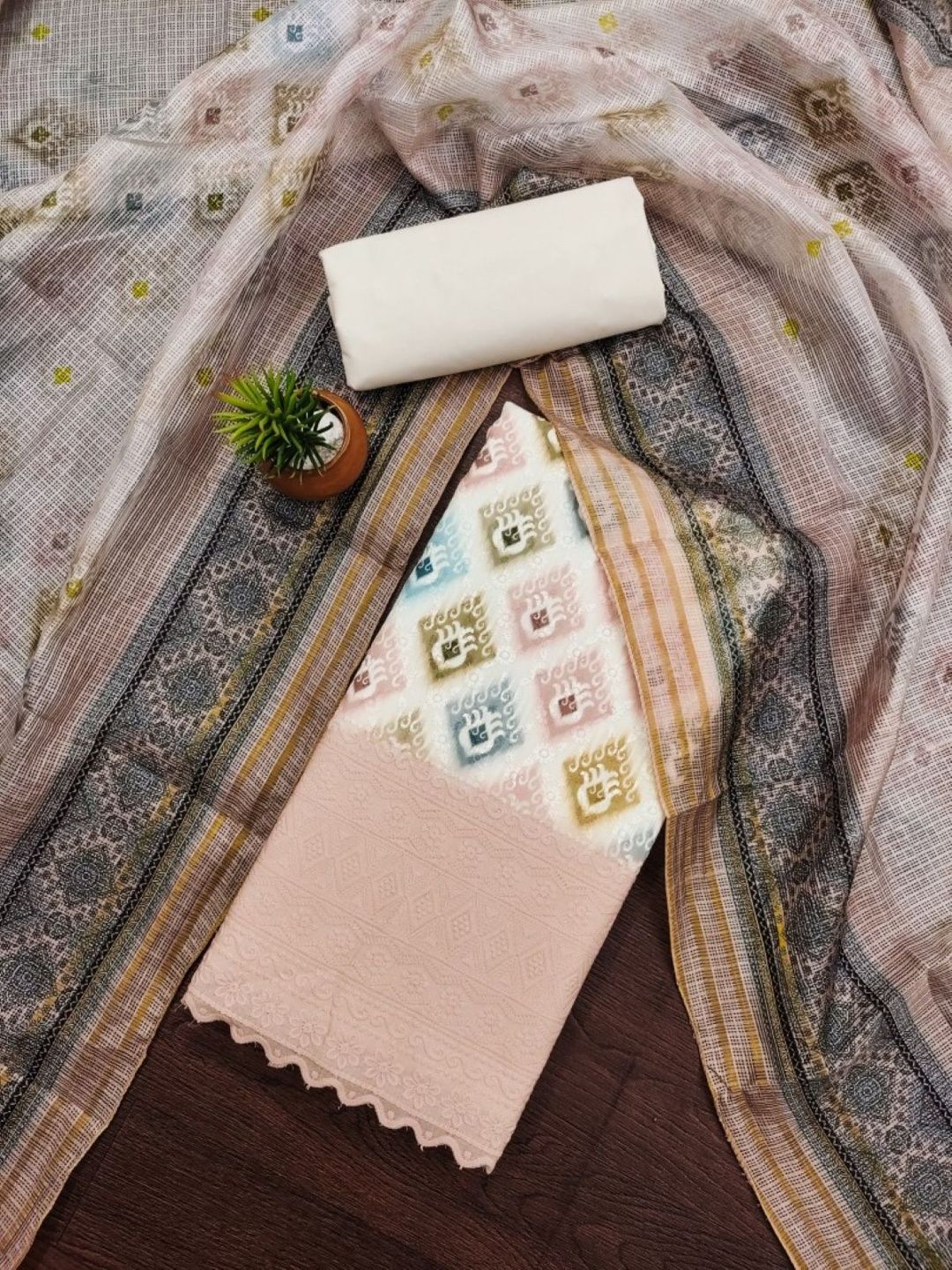 Dhaaga Ghar Printed Unstitched Dress Material