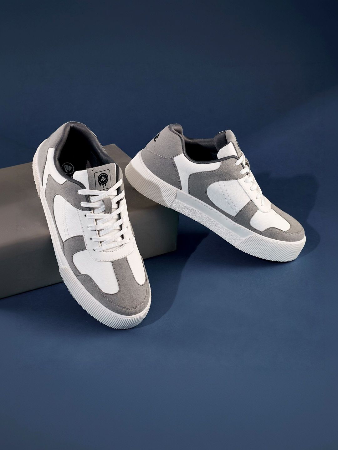 Duke Duke Men Colourblocked PU Sneakers