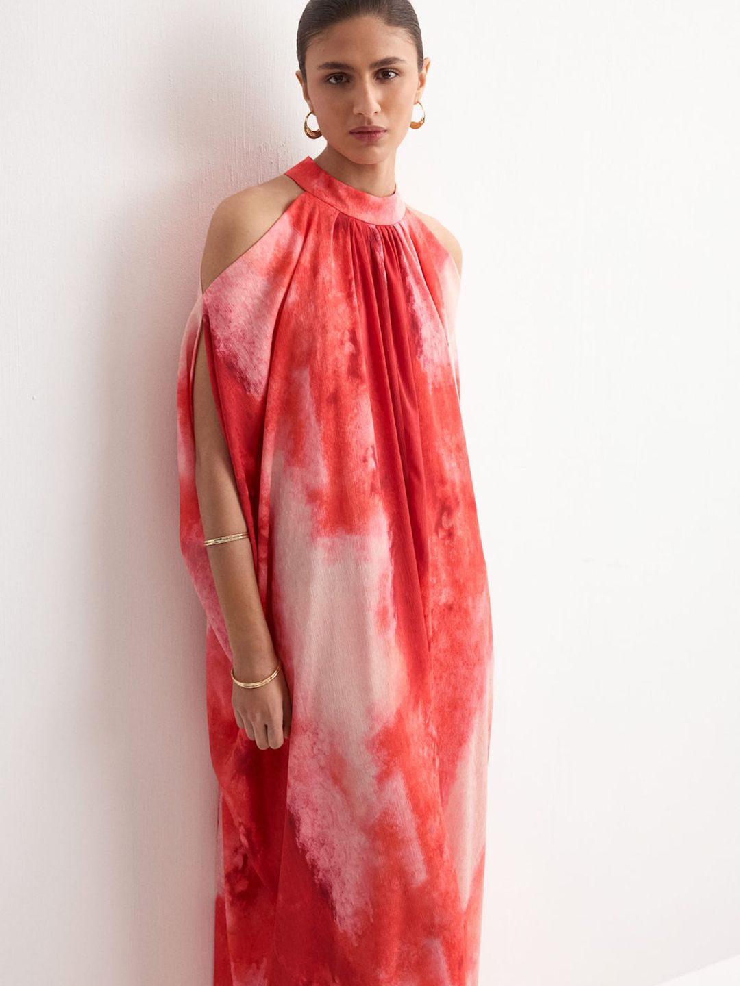 Halter Neck Cold-Shoulder Sleeves Dyed Maxi Dress