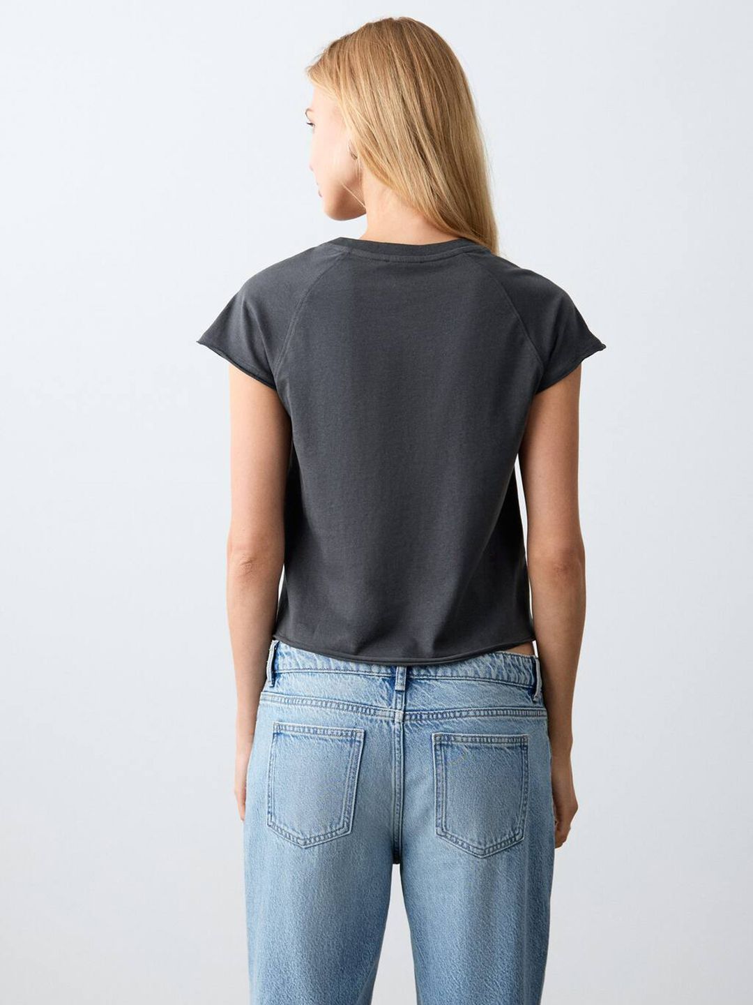 Raglan Sleeves Embroidered T-shirt