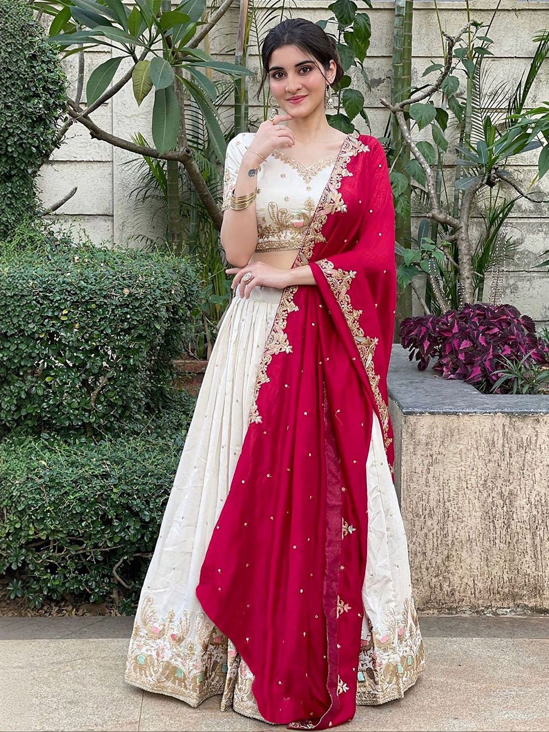 SIDDESHWARY FAB Embroidered Thread Work Ready to Wear Lehenga & Blouse With Dupatta