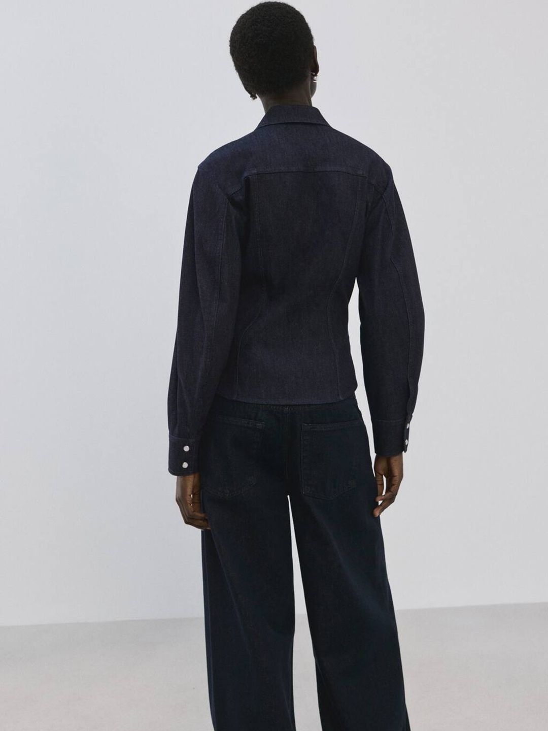 Spread Collar Casual Shirt