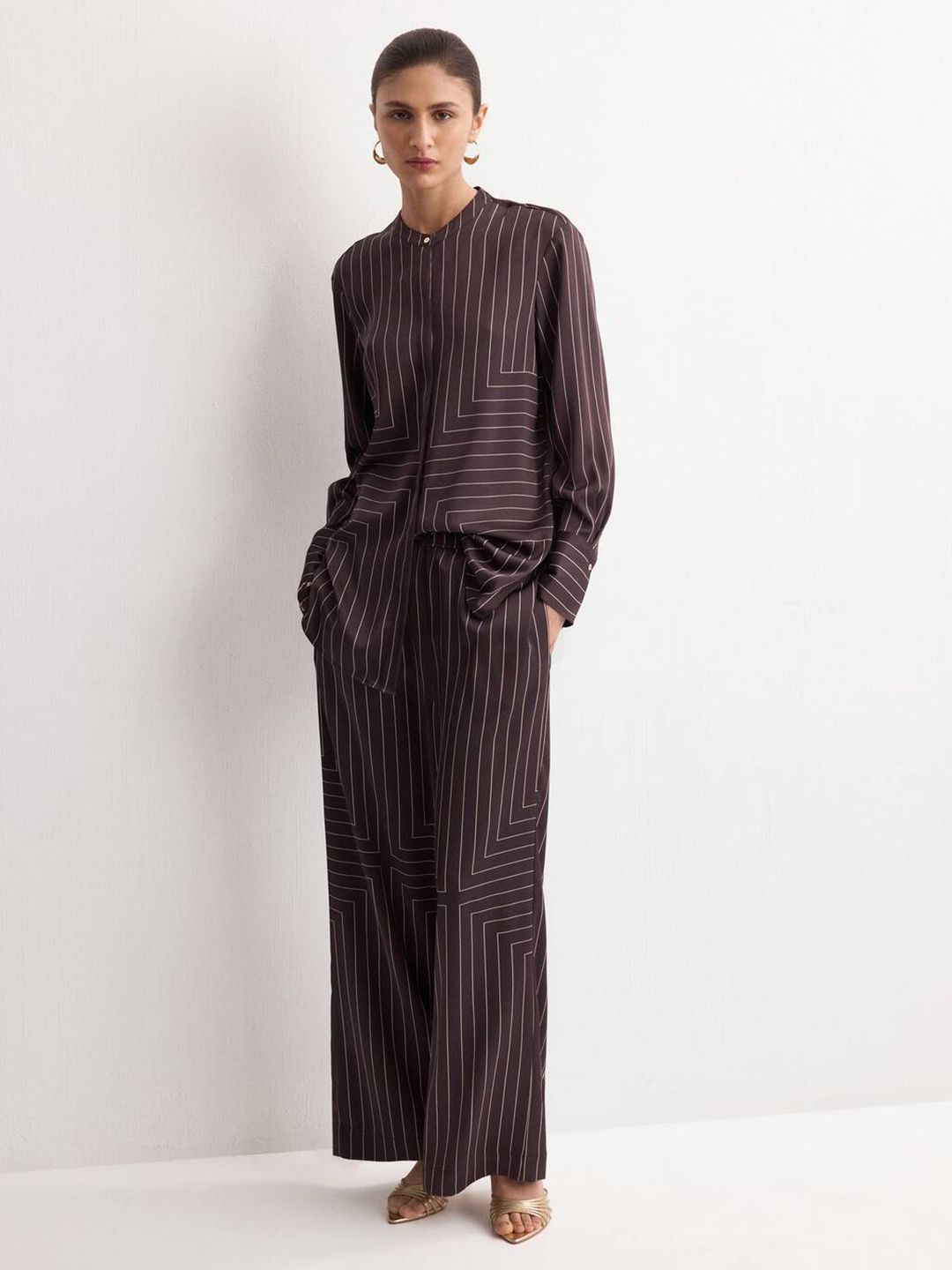 Geometric Printed Band Collar Satin Longline Casual Shirt