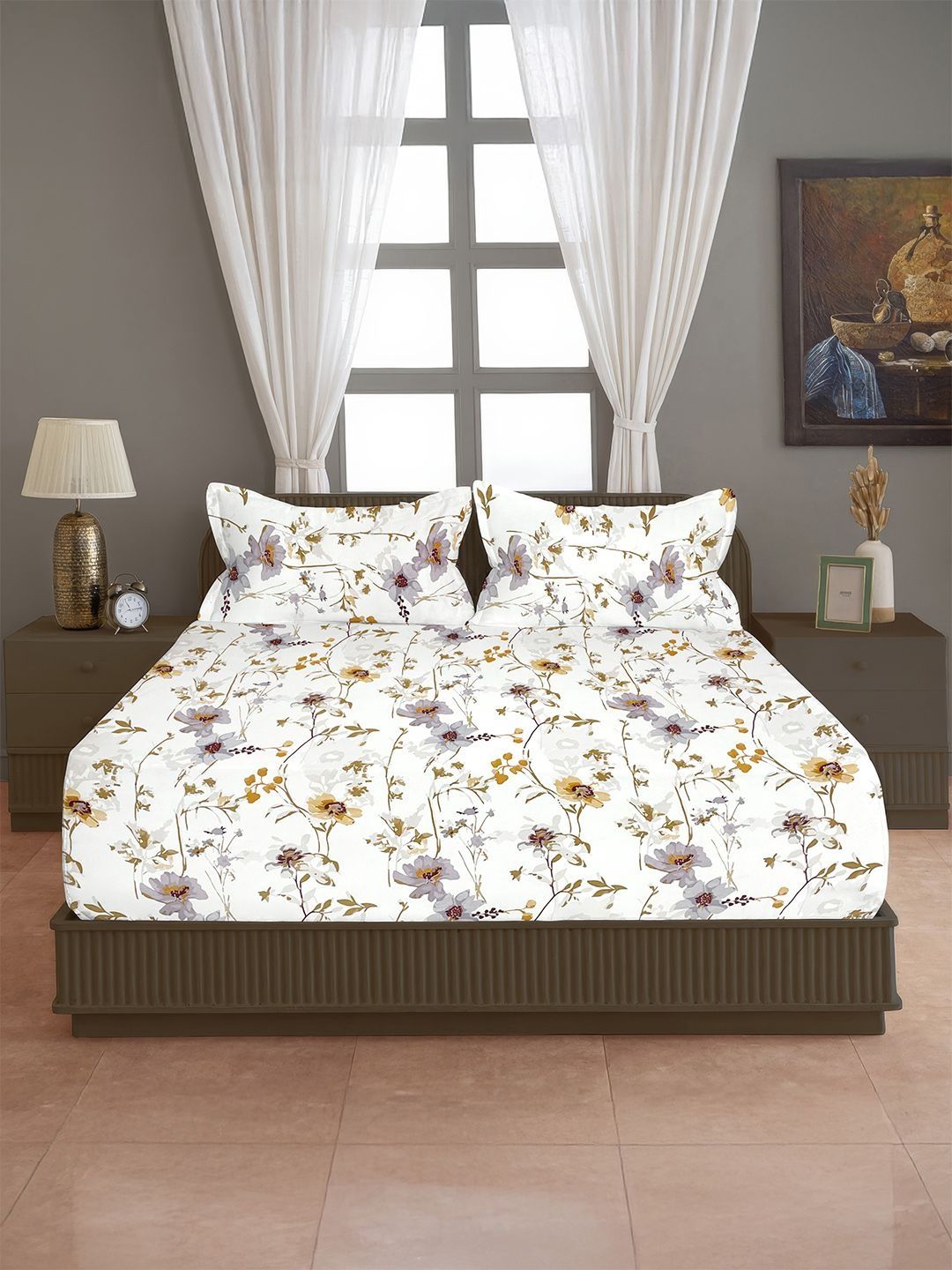 SWAYAM SWAYAM White Floral 200 TC Queen Bedsheet with 2 Pillow Covers