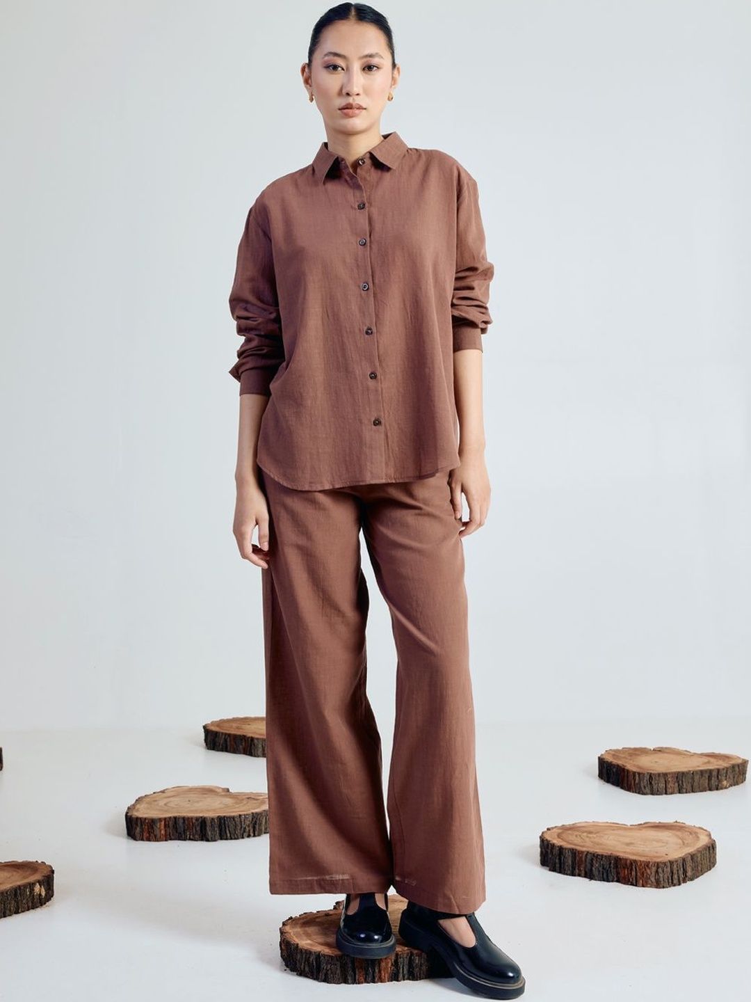 FIORRA Linen Solid Shirt with Trousers
