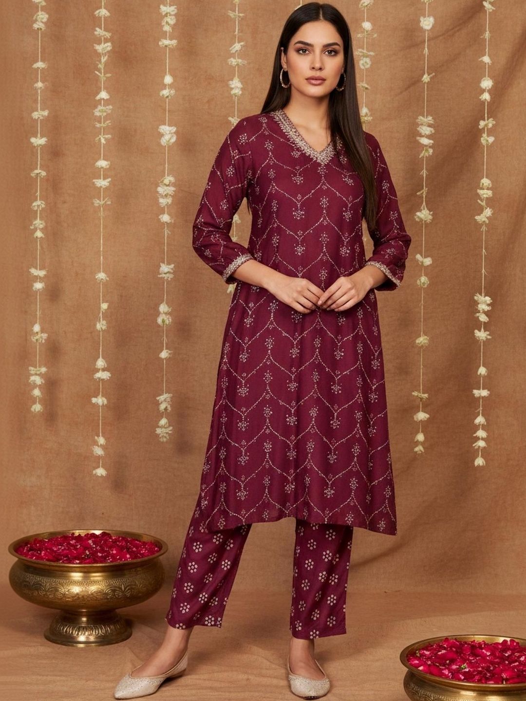 W W Women Printed Thread Work Kurta with Trousers