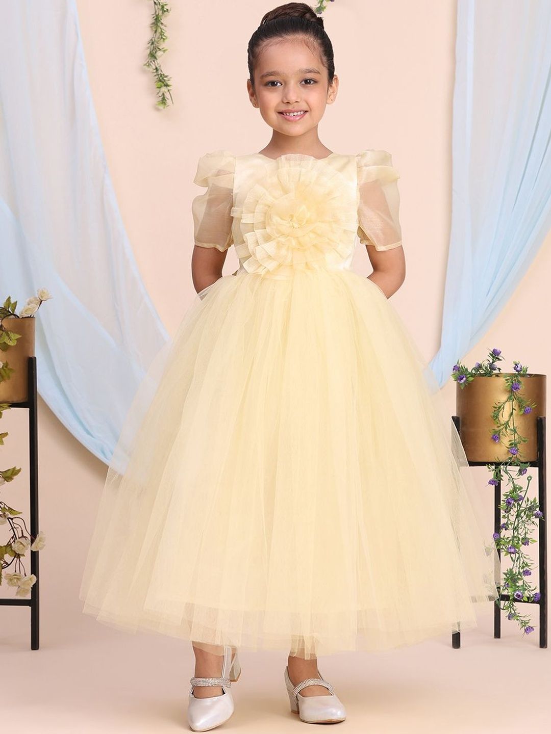 Gold Gown - Buy Trendy Gold Gown Online in India | Myntra Gold Gown - Buy Trendy Gold Gown Online in India | Myntra