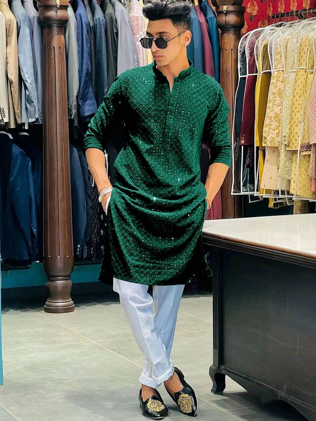 HERE&NOW Men Embroidered Handloom Kurta