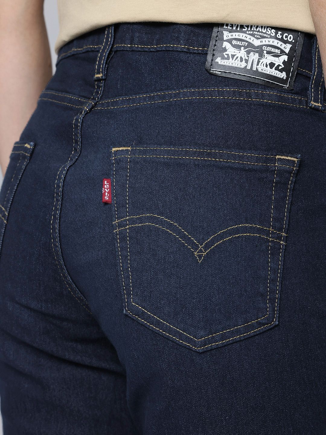 724 Slim Straight Fit High-Rise Light Fade Stretchable Jeans