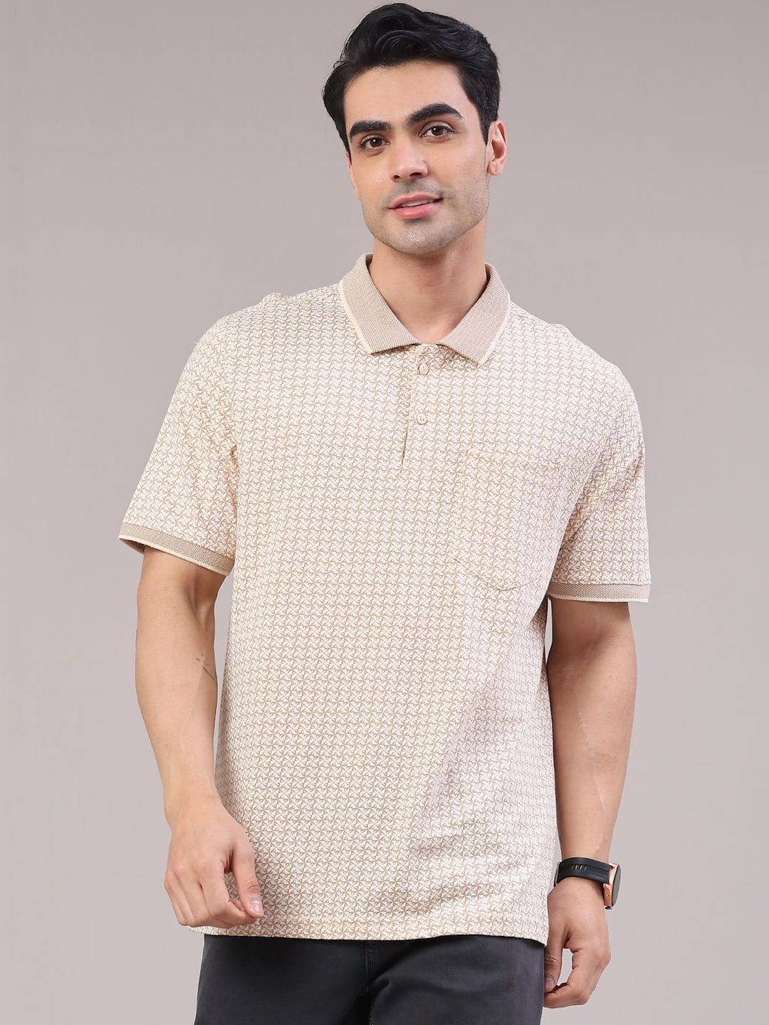 V-Mart Men Printed Polo Collar T-shirt
