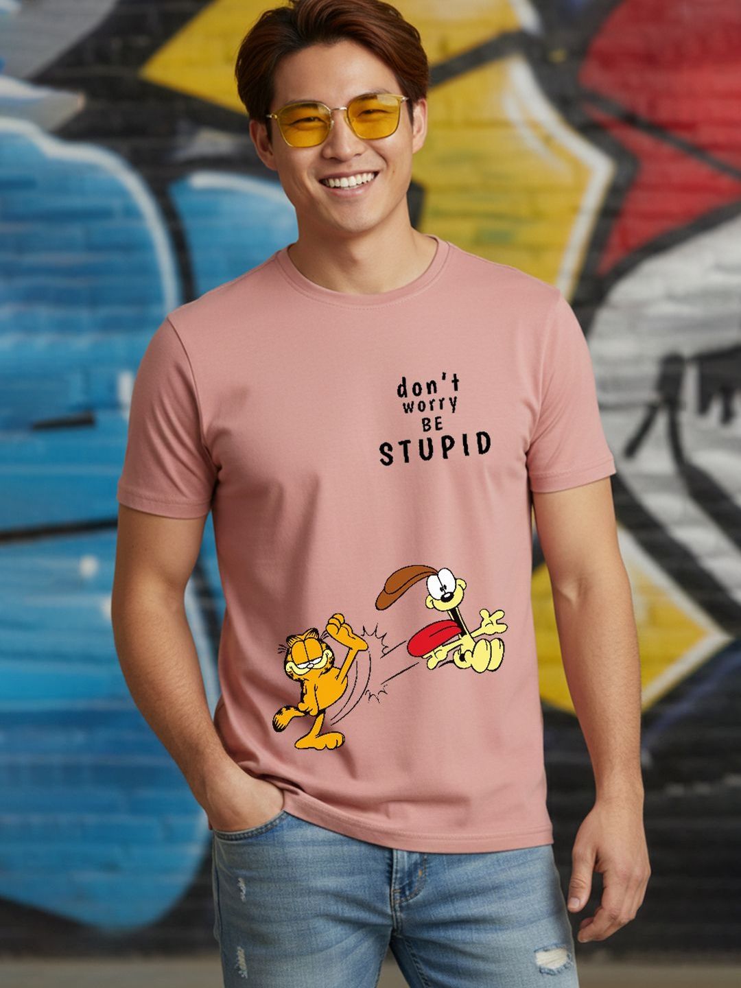 Greylongg Men Garfield Printed T-shirt