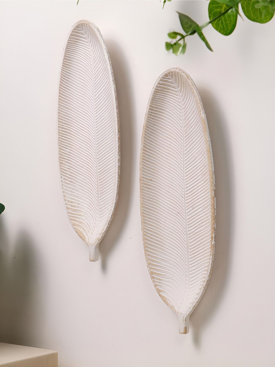 Art Street 2-Pcs White Textured Leaf Shape Wooden Wall Plates